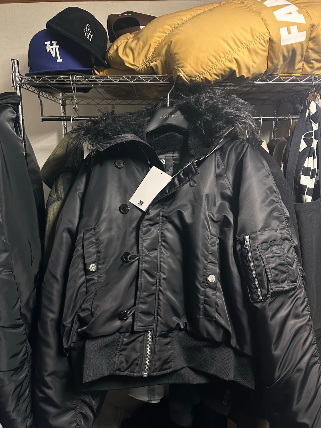 선데이오프클럽 후드 퍼 블랙 봄버 패딩 점퍼 상품이미지3