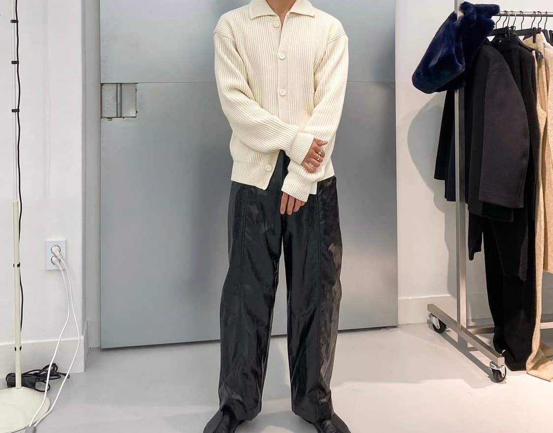 [M] 아모멘토 버튼업 카라 니트 가디건 아이보리 상품이미지1