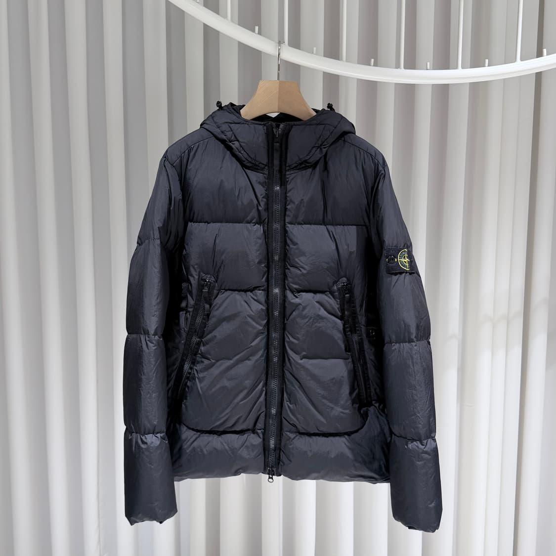 (A+/L) / 스톤아일랜드 크링클랩스 후드 다운 패딩 자켓 블랙 상품이미지1