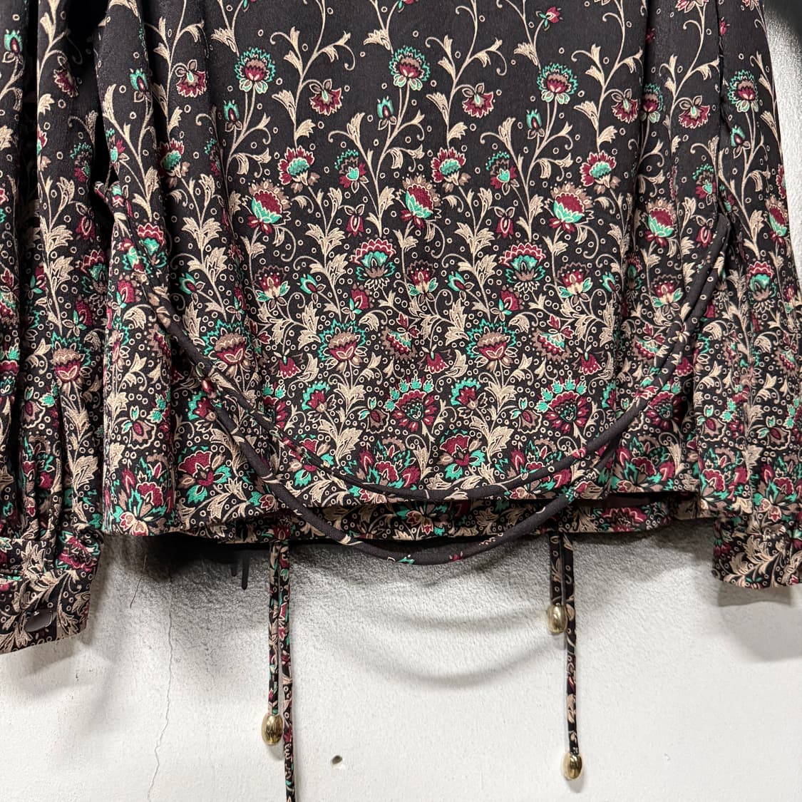 VTG 빈티지 딥 브라운 오리엔탈 페이즐리 풀 패턴 스트링 블라우스 셔츠 상품이미지6