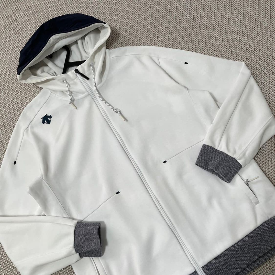 데상트  후드집업  6428 상품이미지2