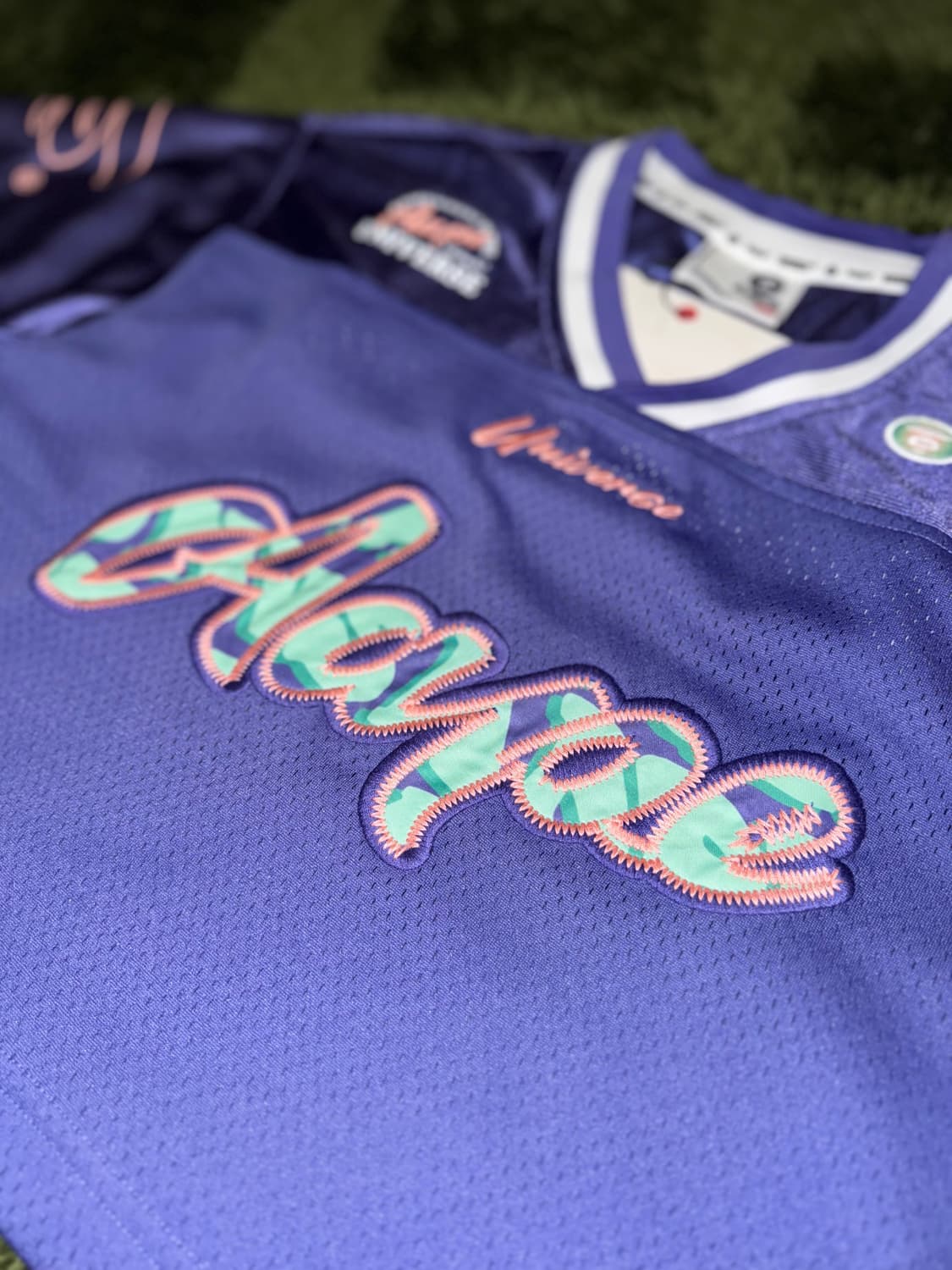 Aape 에이프 바이 베이프 아플리케 크롭 탑 풋볼 저지 퍼플 상품이미지3