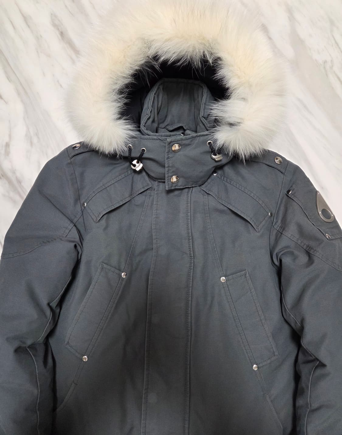 무스너클 스틸링 다운 패딩 상품이미지3