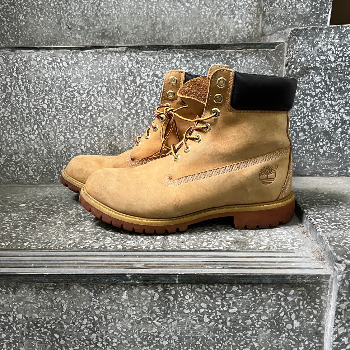 팀버랜드 6인치 위트 누벅 부츠 상품이미지2