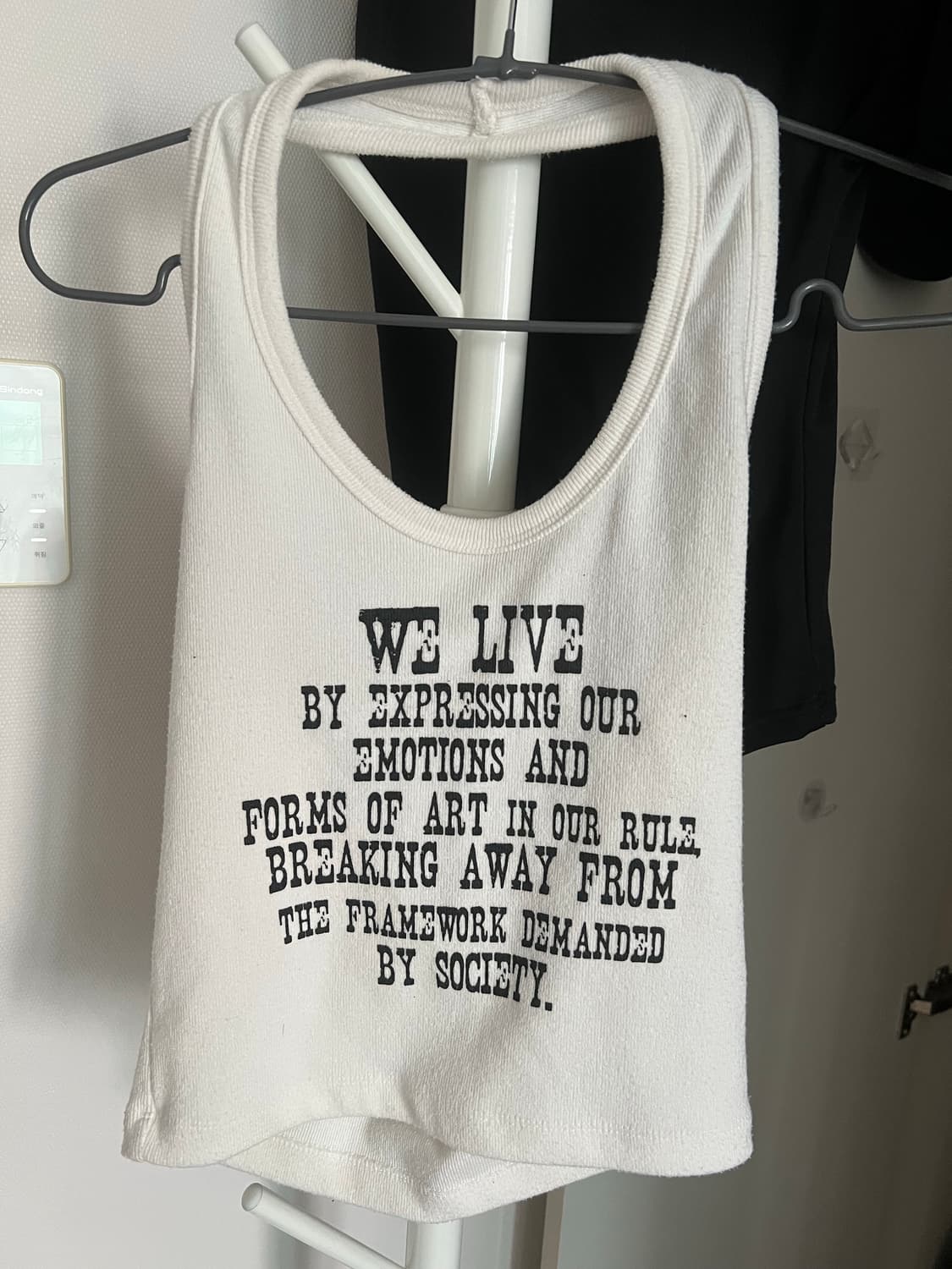 보헤미안서울 레터링 홀터넥 상품이미지1