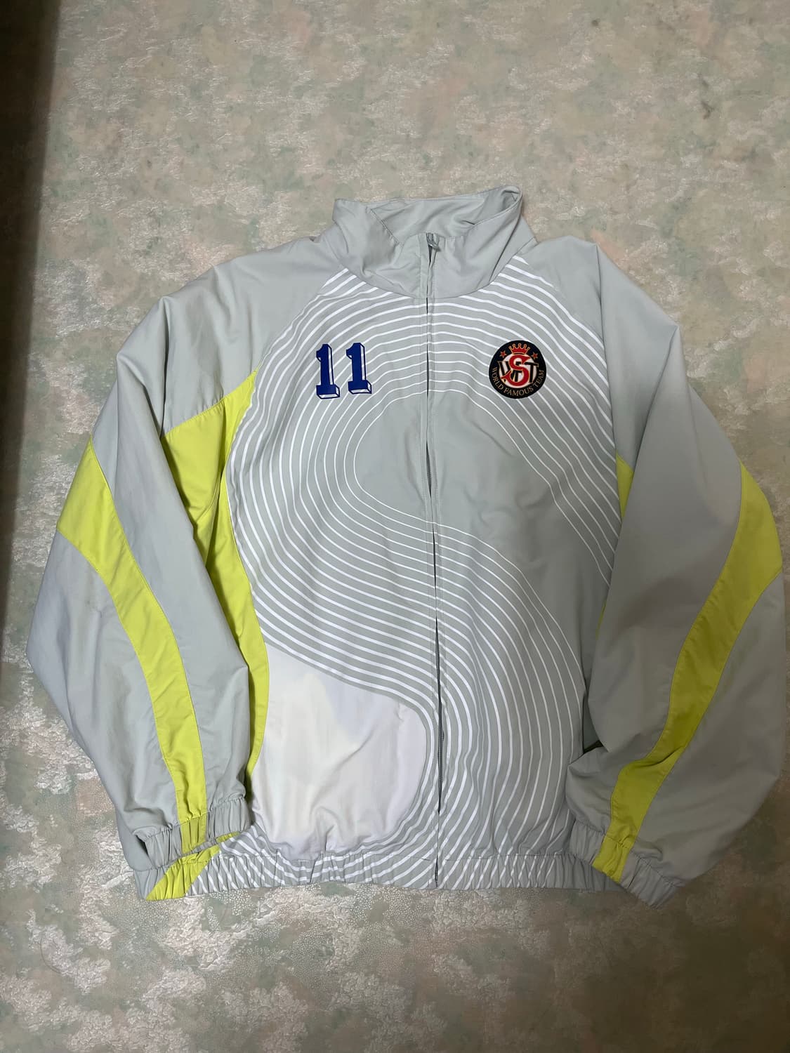 슈프림 s로고 바람막이 상품이미지1