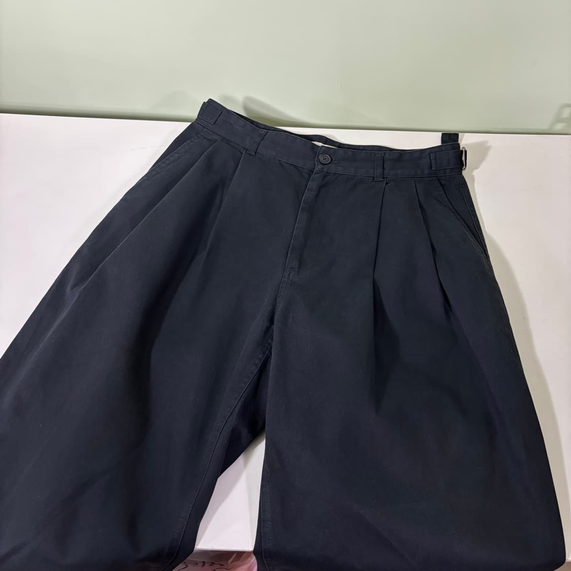 M 플랙 다크네이비 와이드핏 투턱 코튼팬츠 상품이미지1