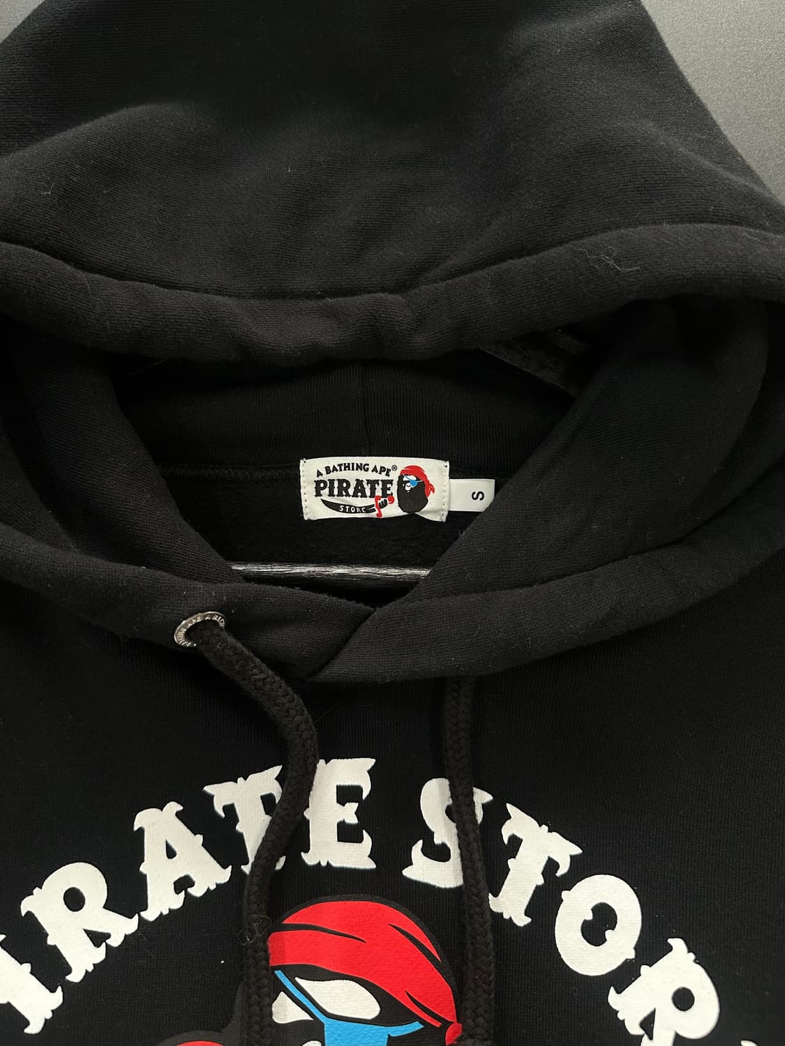 베이프 x PIRATE 해적 마일로 후드집업 상품이미지5
