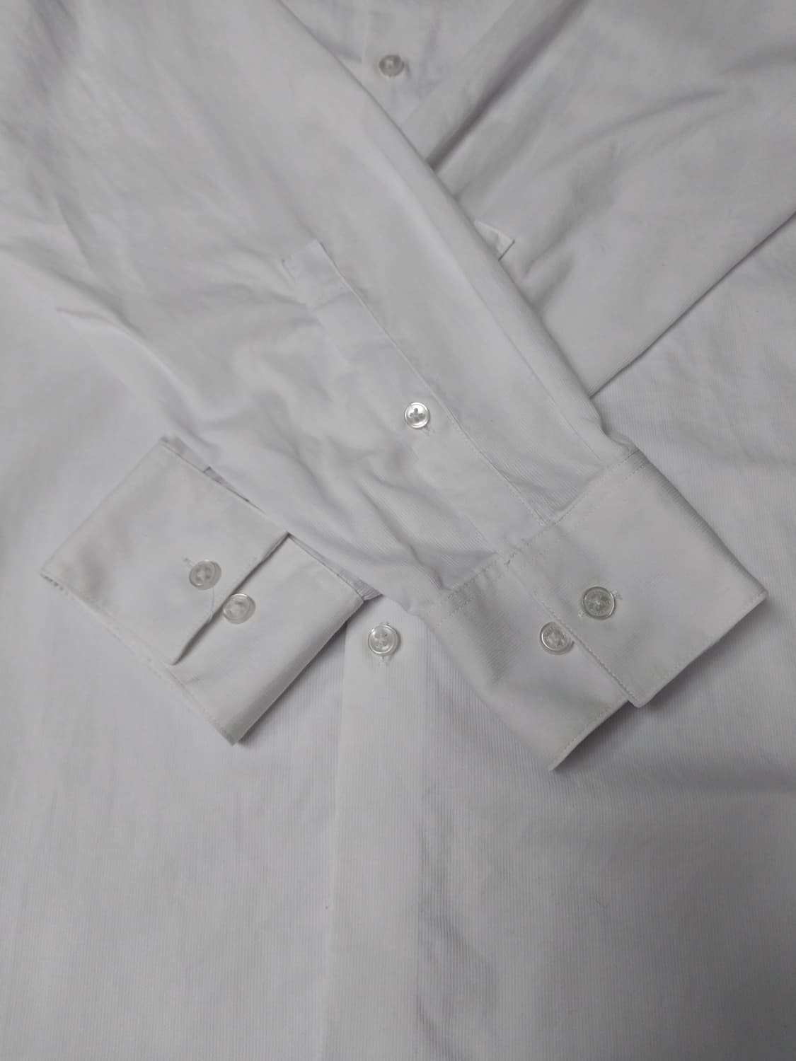 캘빈클라인 화이트 슬림핏 셔츠 상품이미지3