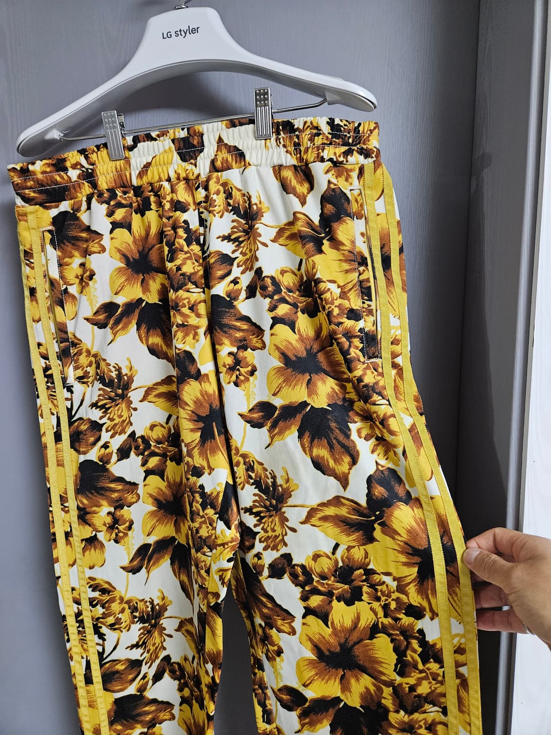 아디다스 제레미스캇 꽃무늬 트랙 팬츠 M 상품이미지2