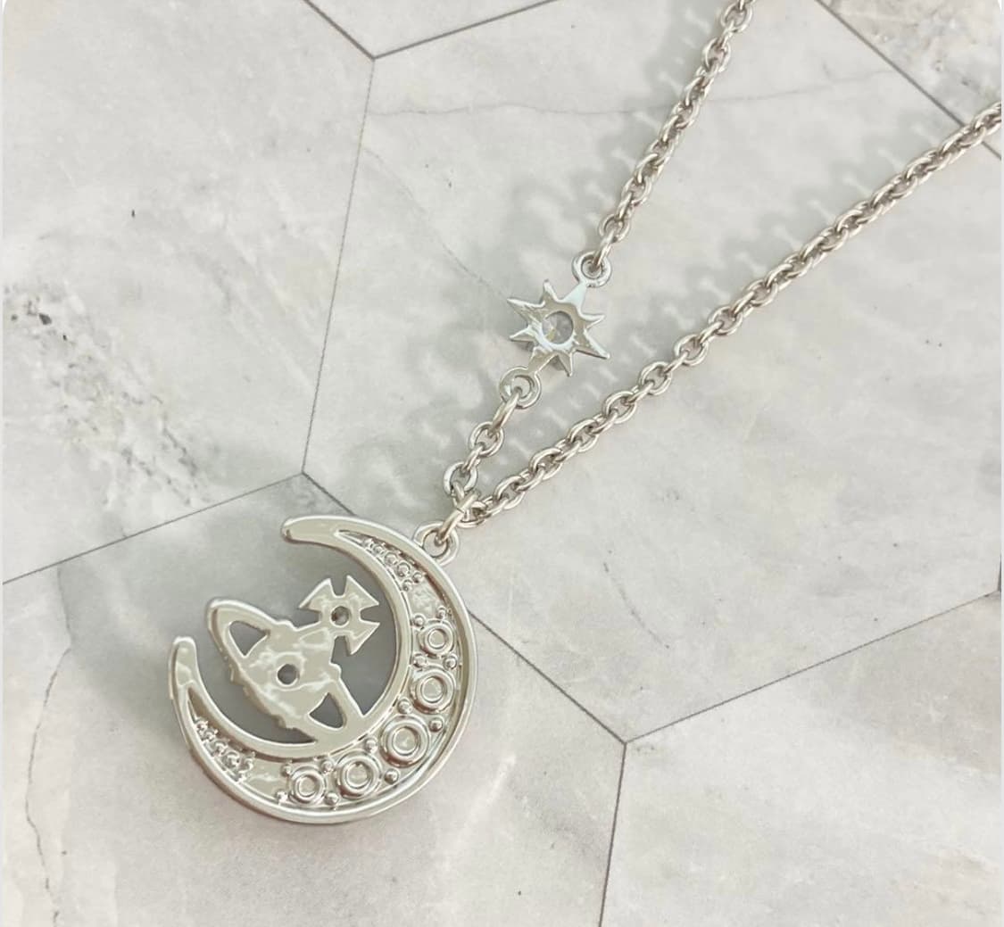 비비안웨스트우드 도리나 별과 달 목걸이 상품이미지2