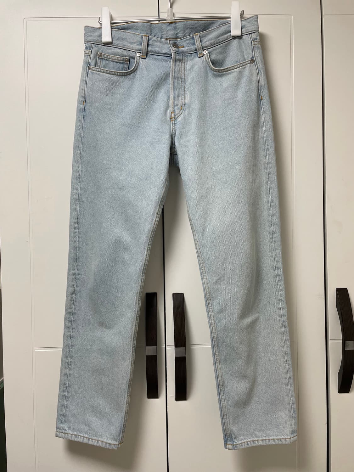 아르켓 남성 레귤러 크롭트 진 연청 29사이즈 상품이미지1