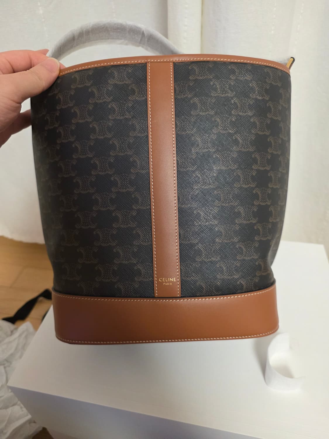 [새상품급] 셀린느 트리옹프 미디움 버킷백 풀구성 상품이미지3