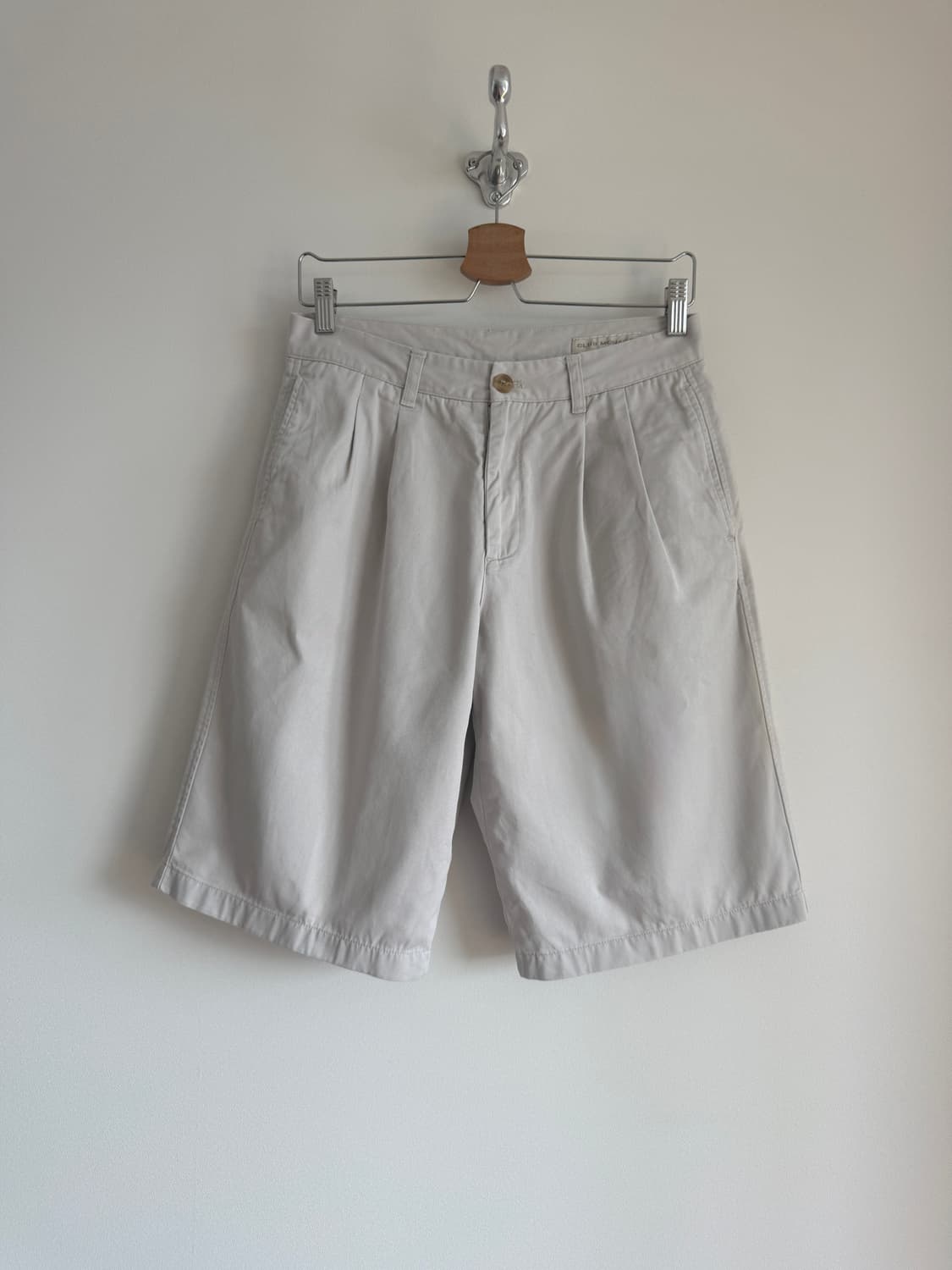 클럽모나코(CLUB MONACO) 코튼 반바지 상품이미지1