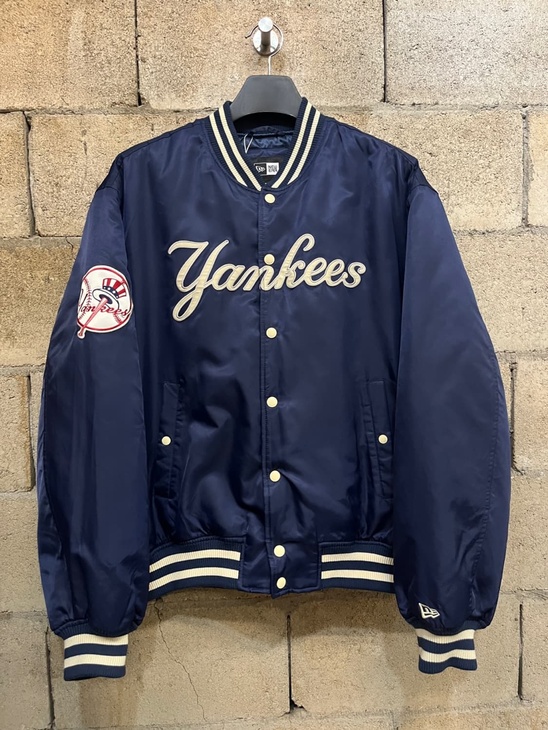 뉴에라 양키스 바시티 자켓 상품이미지1