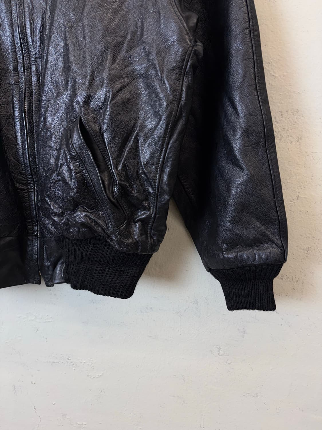 빈티지 리얼레더 봄버 자켓 블랙 상품이미지4