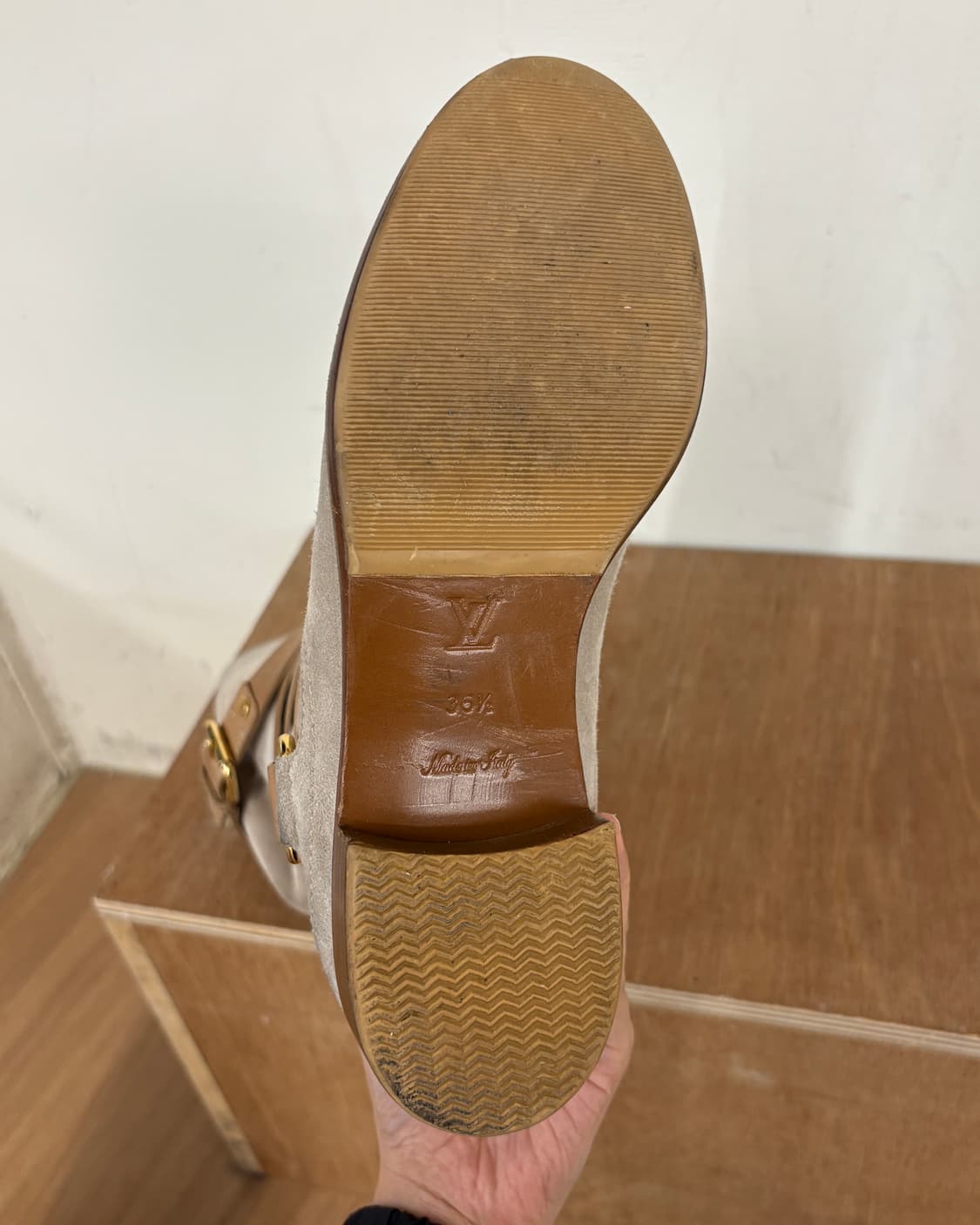 루이비통 모노그램 스트랩 스웨이드 롱 부츠 상품이미지7