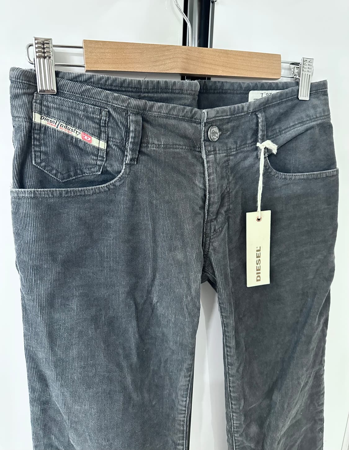 디젤 코듀로이 부츠컷 팬츠 상품이미지1