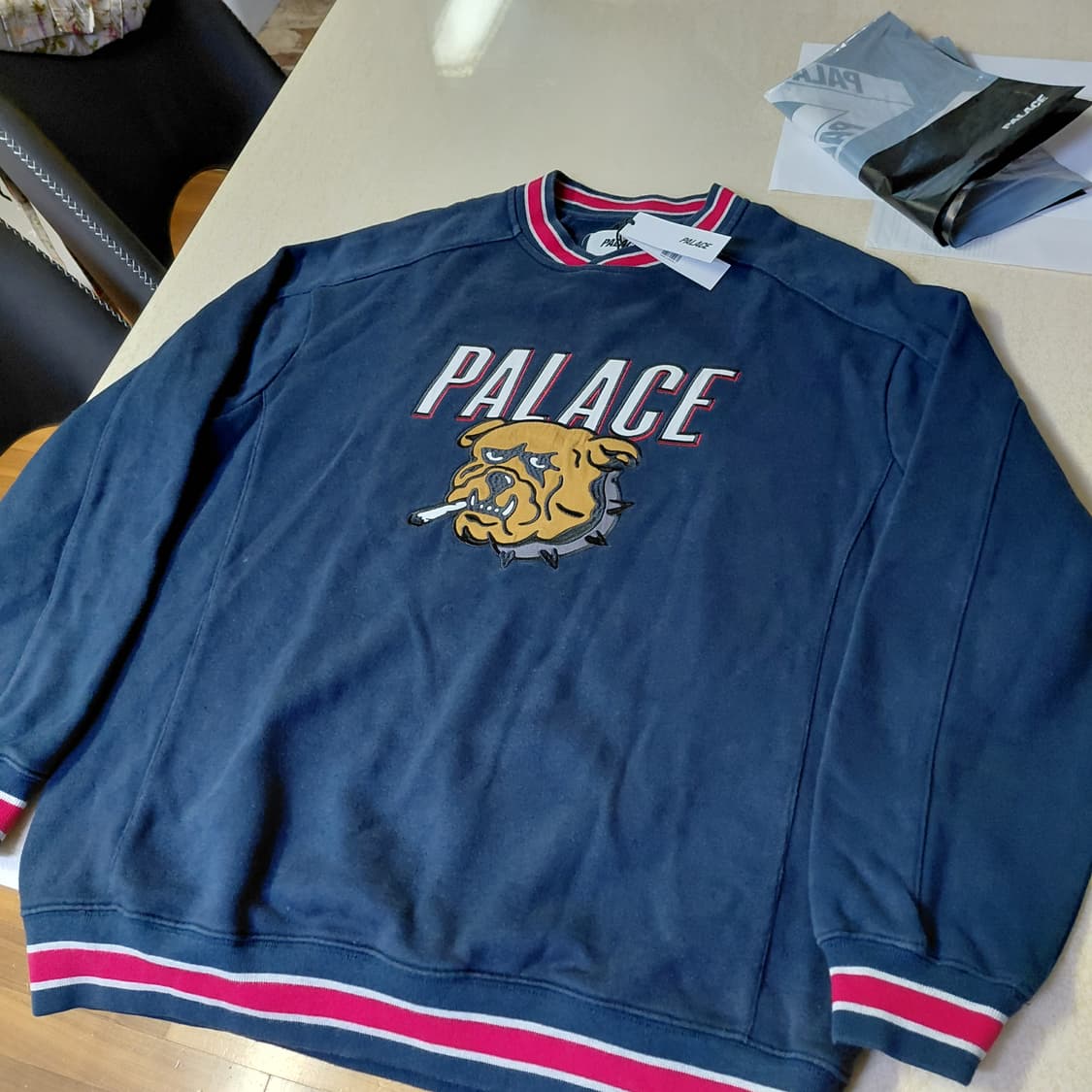 [L] Palace bunning bulldog crew 상품이미지1