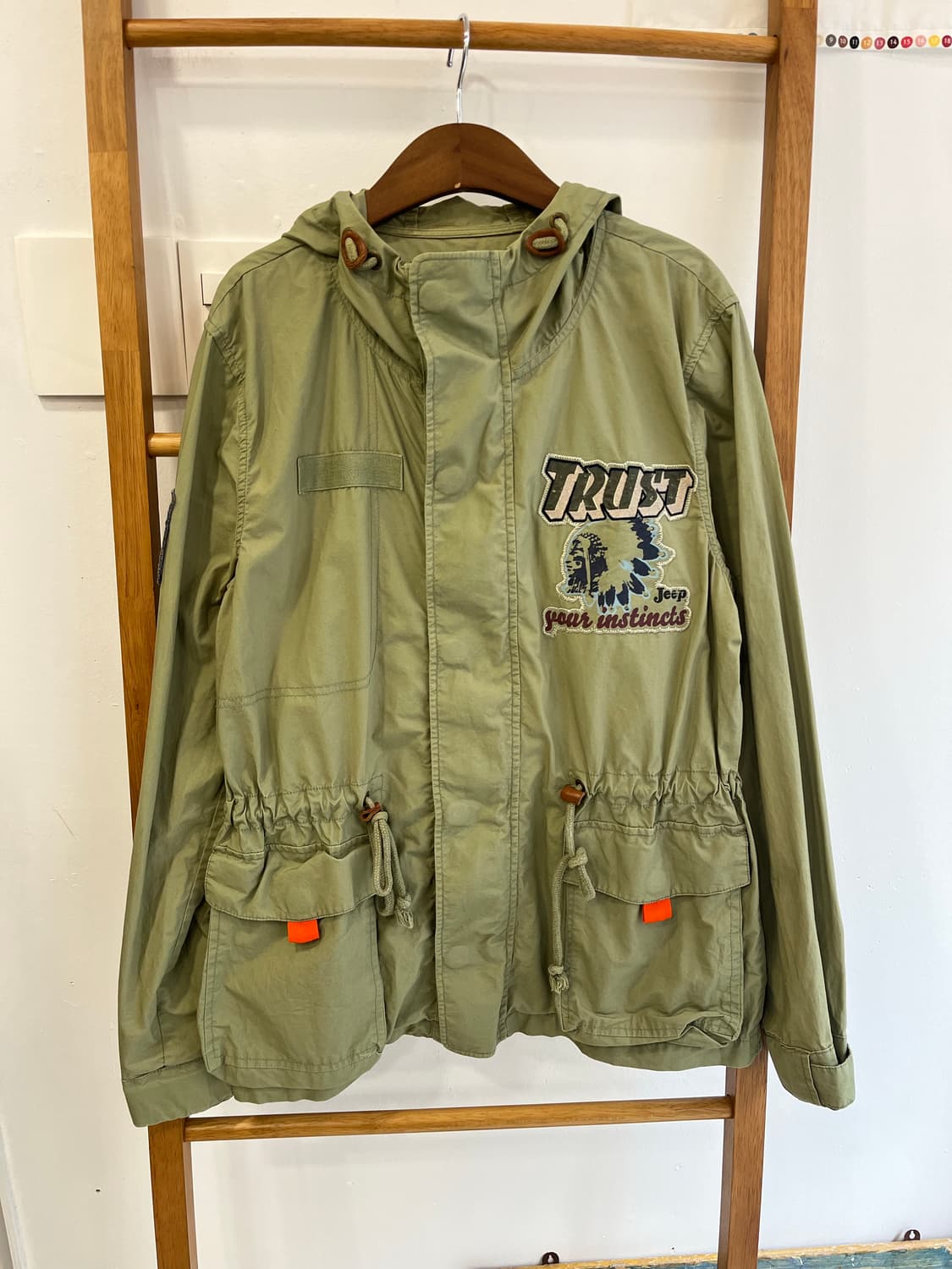 지프 아웃도어 와펜 후드 야상 자켓 상품이미지1