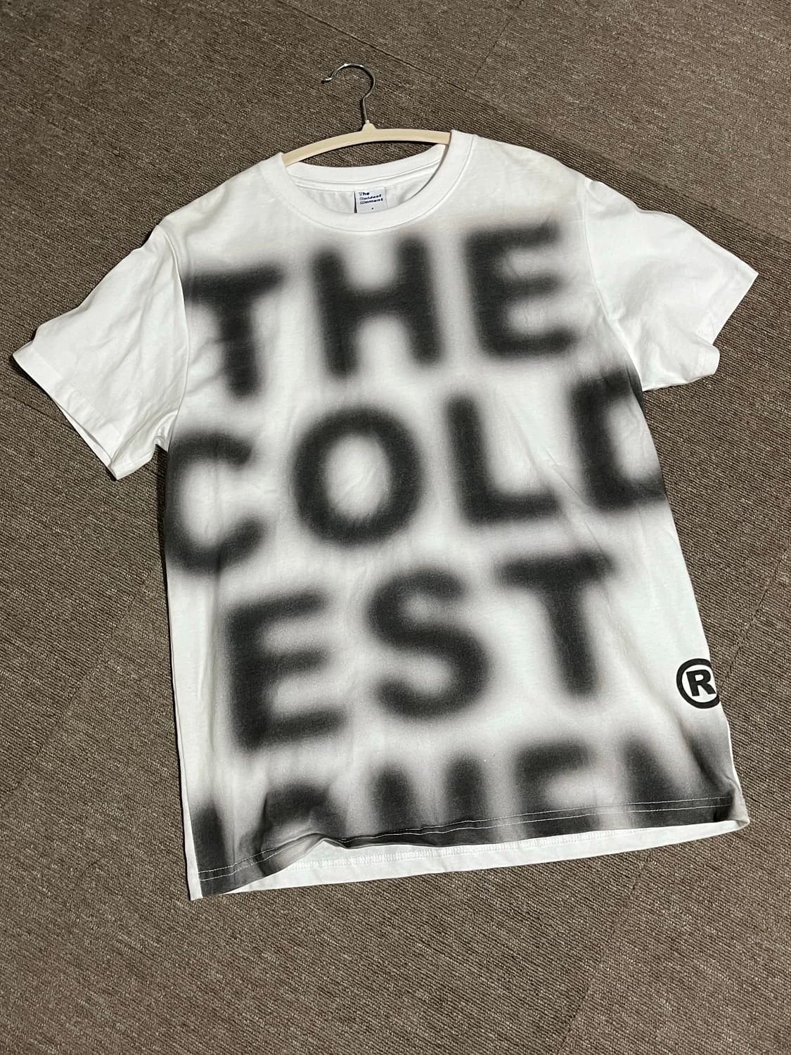 더콜디스트모먼트 TCM blur logo T 상품이미지2