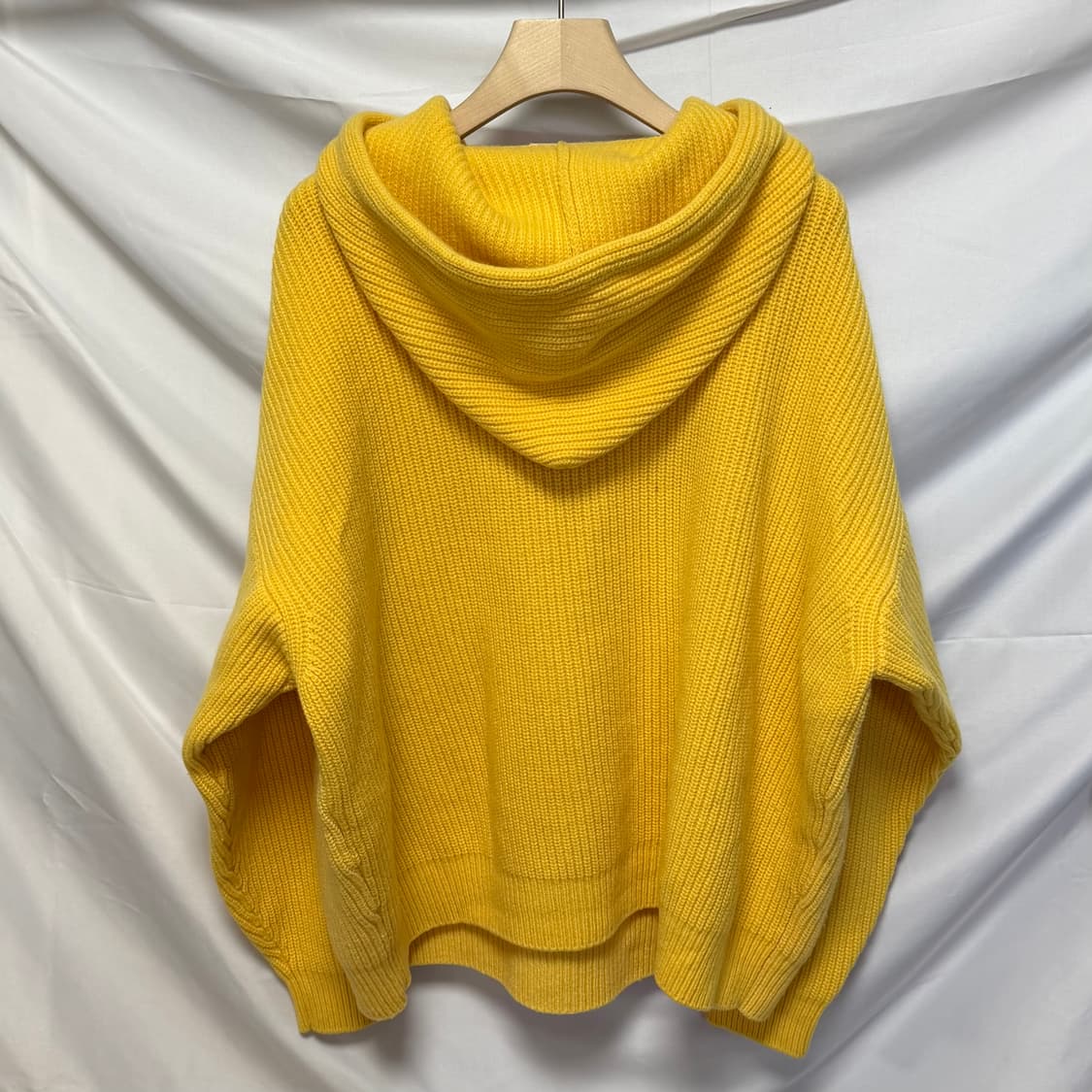 [S+급/M] 셀린느 리브드 울 니트 후드티 옐로우 상품이미지4