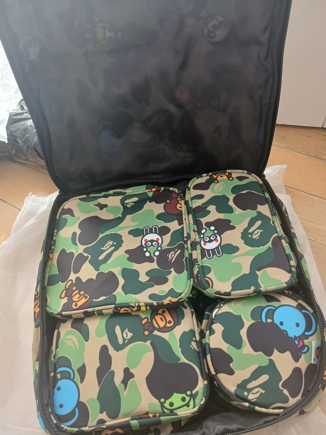 새제품 BAPE 베이프 ABC 마일로 올 프렌즈 카모 어쏠드먼트 케이스  상품이미지5