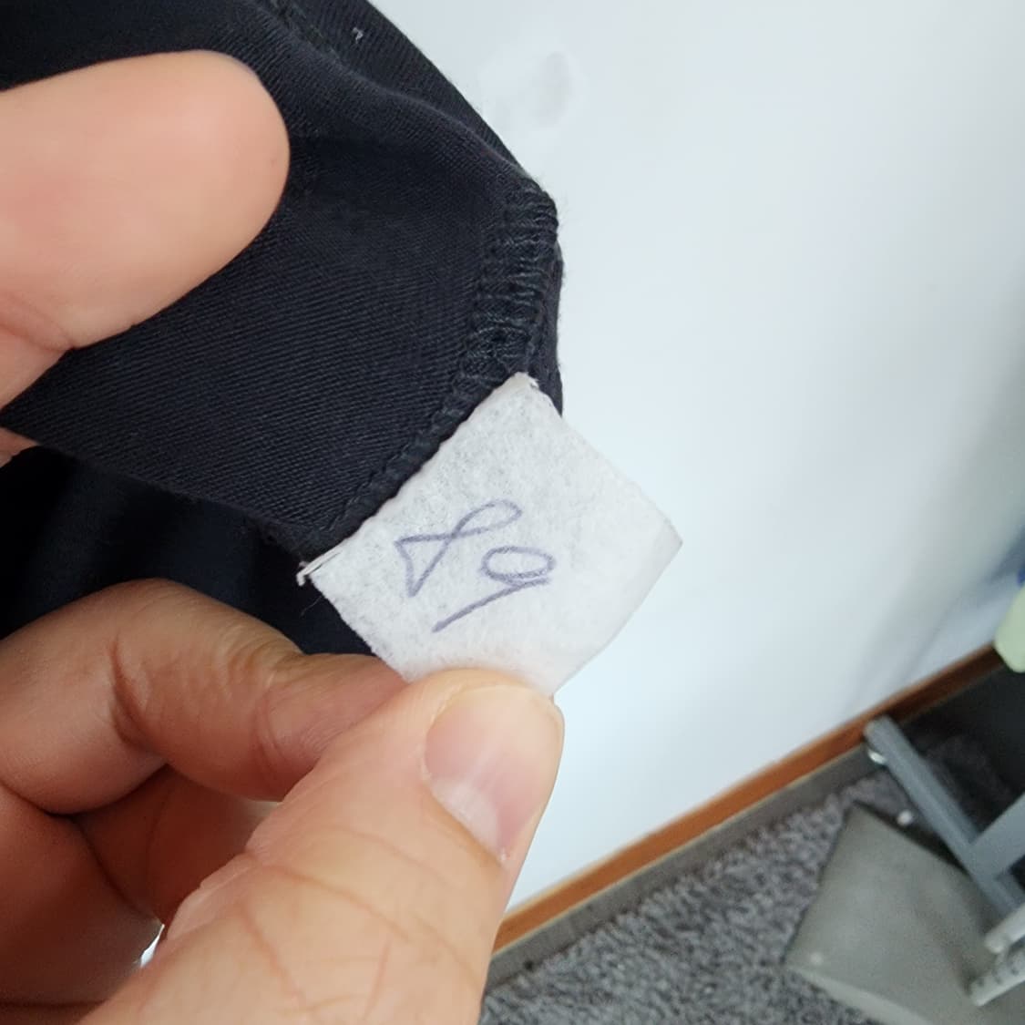 BCBG 가죽 배색 블랙 티셔츠 상품이미지7