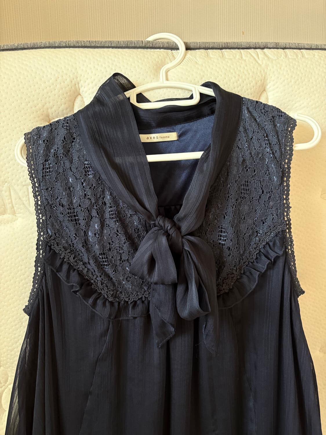 엑시즈팜 네이비 프릴 쉬폰 대장 원피스 상품이미지2