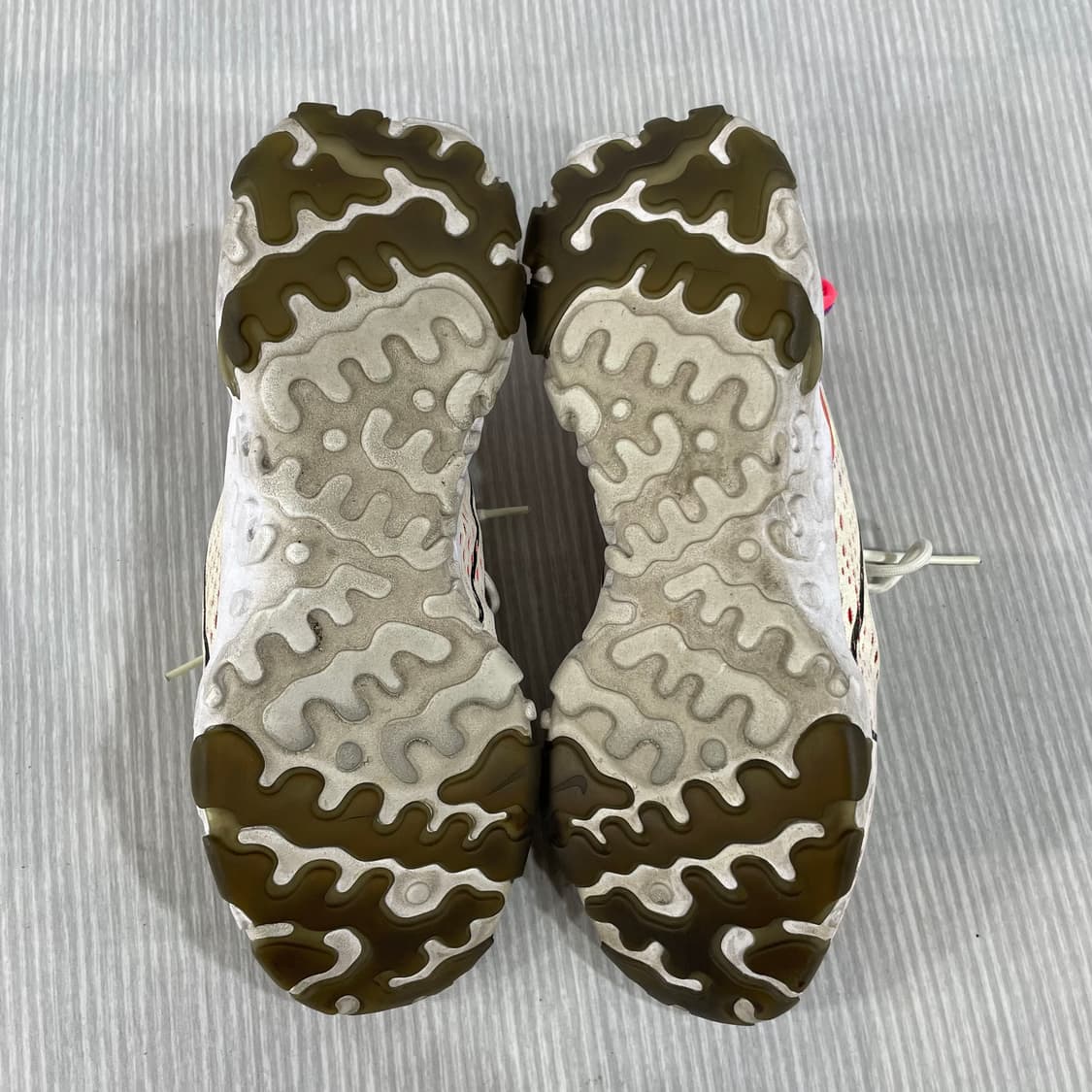 793) 나이키 리액트 비전 베얼리 볼트 운동화 280mm 상품이미지7