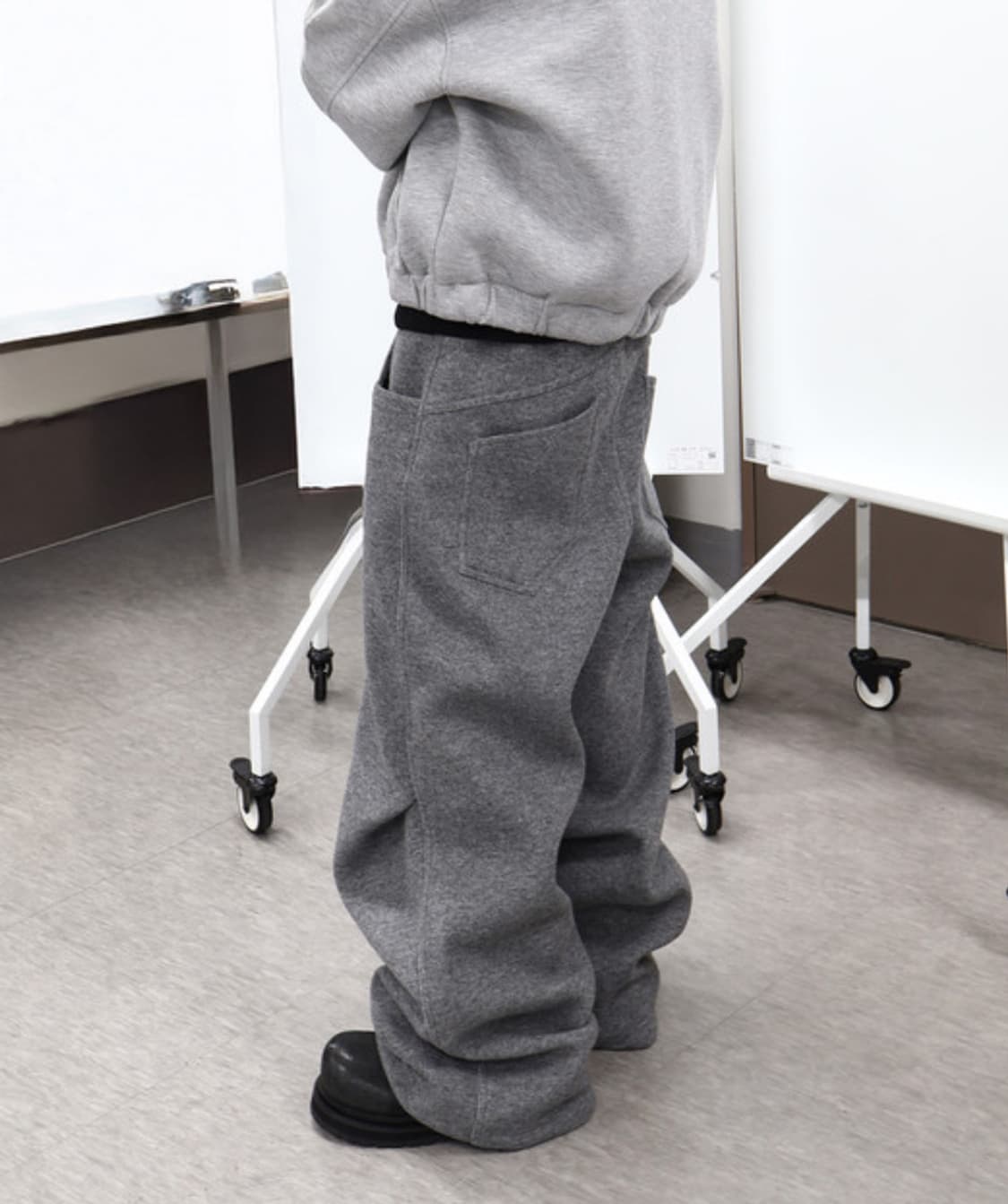 카미엔 그레이 울 팬츠 상품이미지1