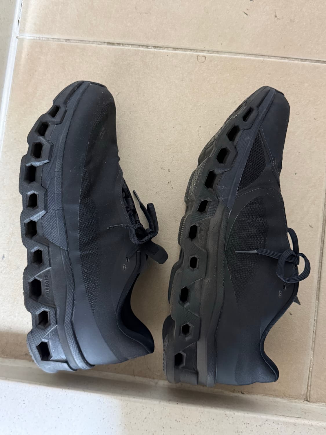 [300] 온러닝 파프 클라우드 몬스터 2 블랙 상품이미지4