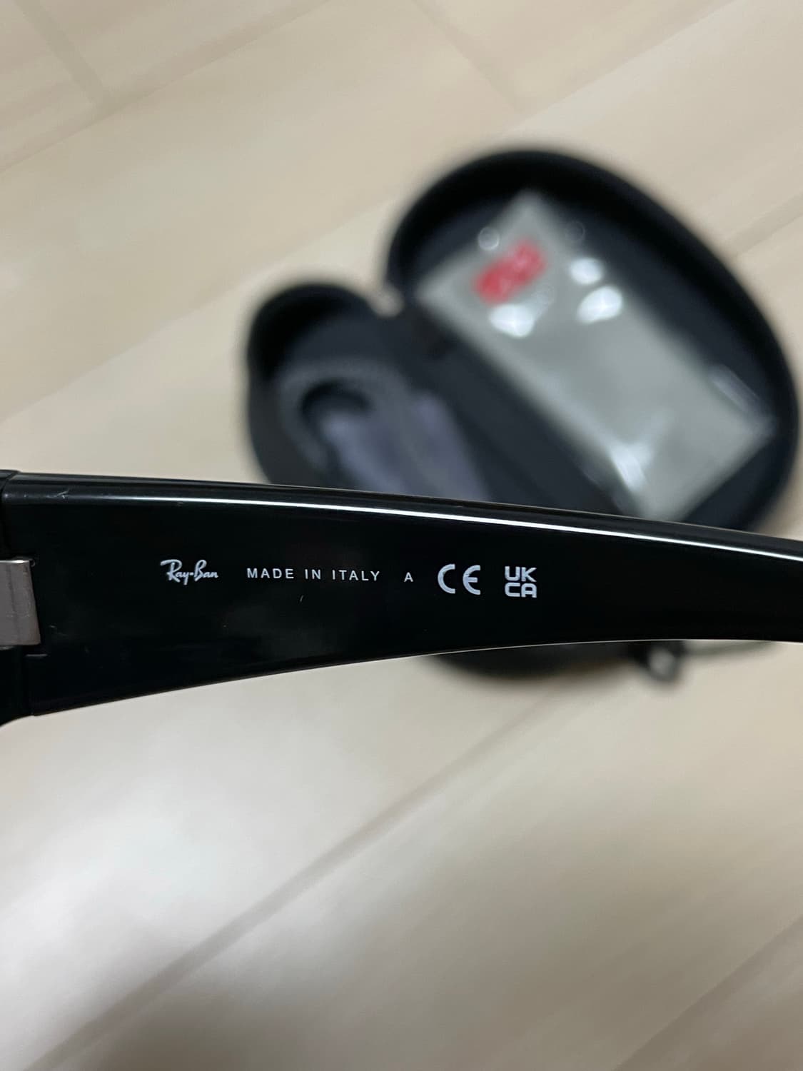 레이벤 RB4335 상품이미지5