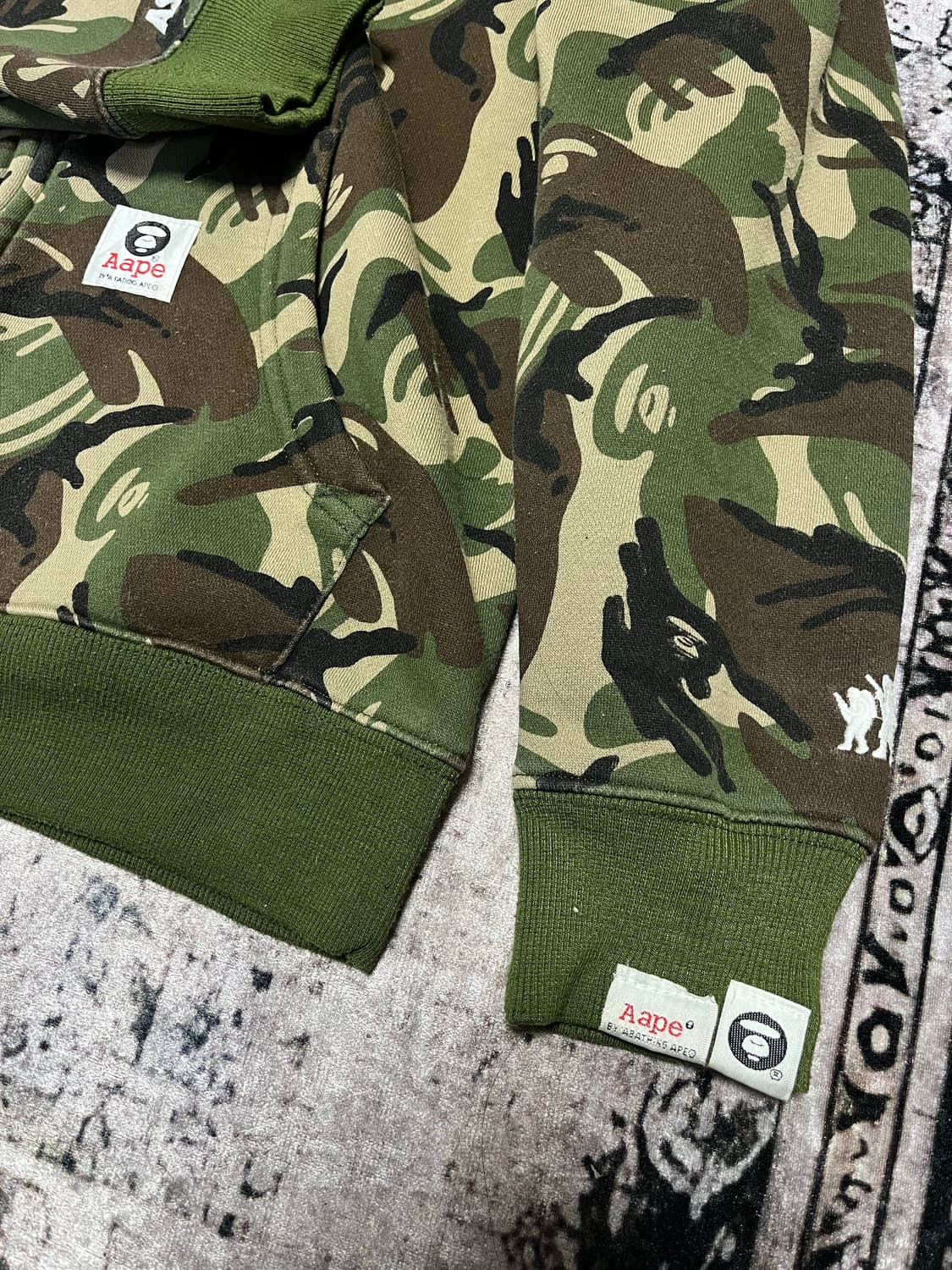 에이프 카모플라쥬 후드집업 상품이미지4