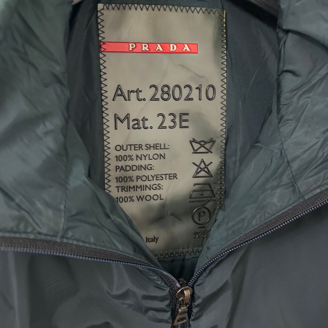 프라다 라이트 다운 나일론 자켓 상품이미지8