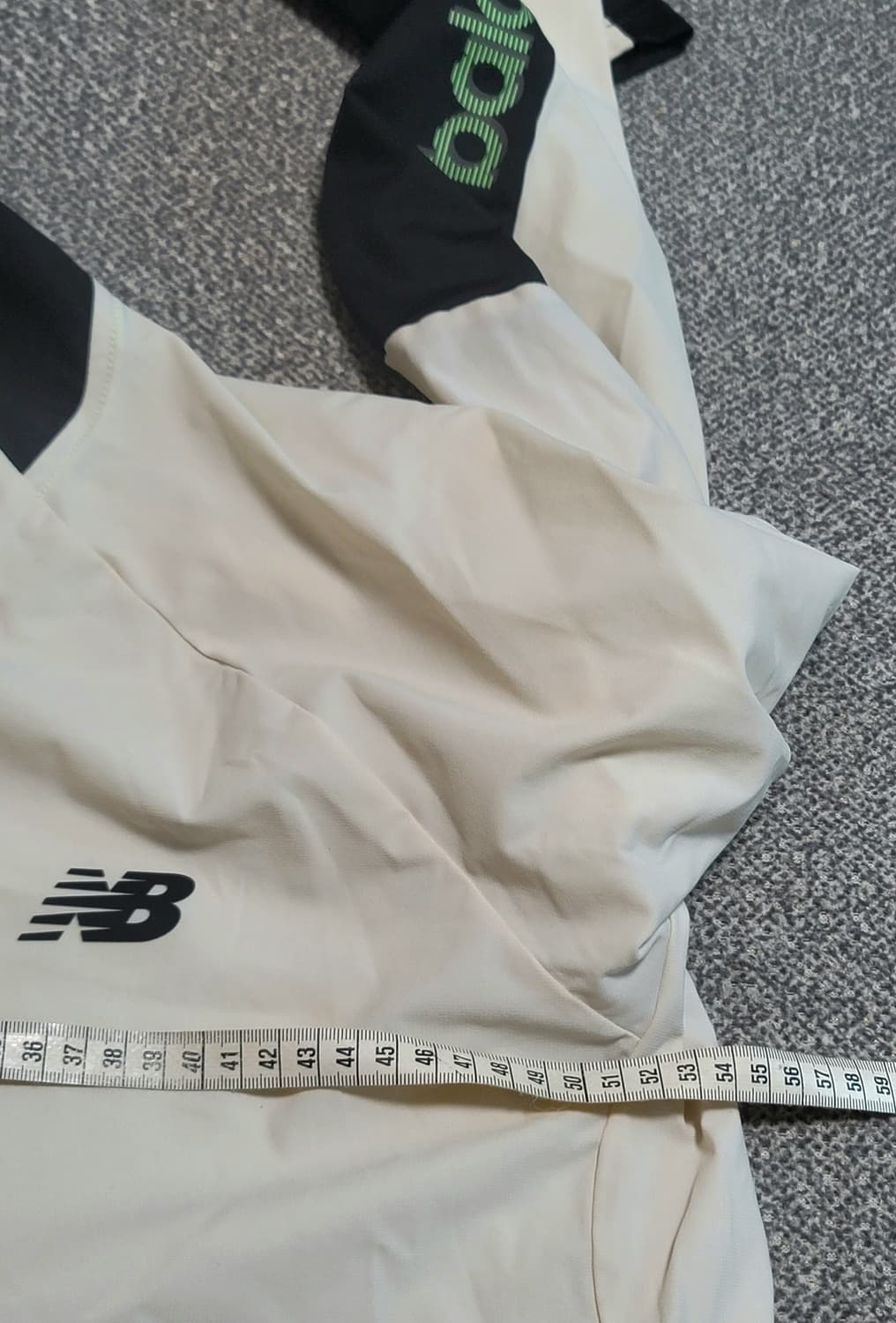 뉴발란스 남자 스트레치 집업 XXL  정사이즈 로   100 -105 상품이미지4