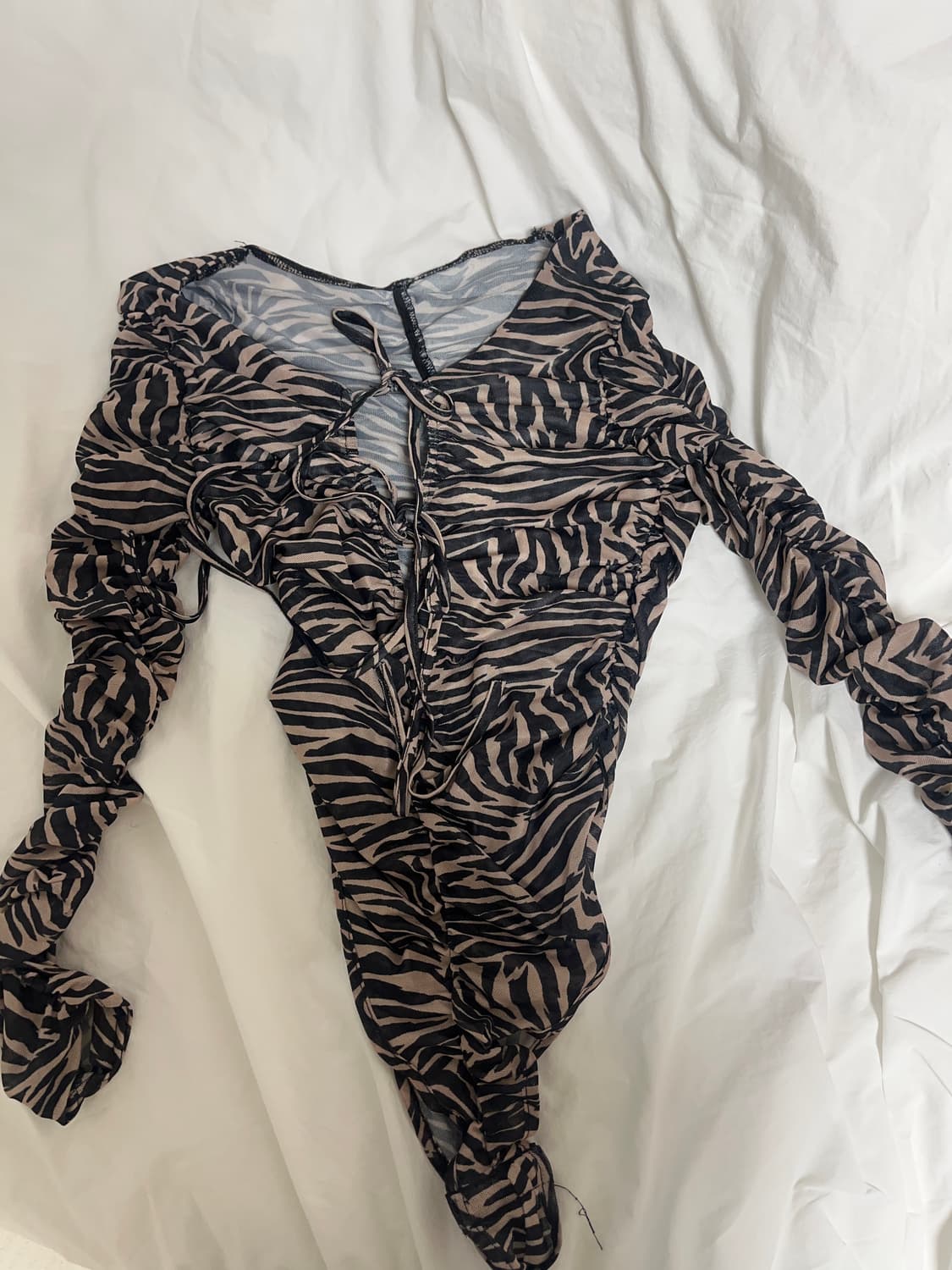 오네갸루 지브라 셔링 바디수트 상품이미지1