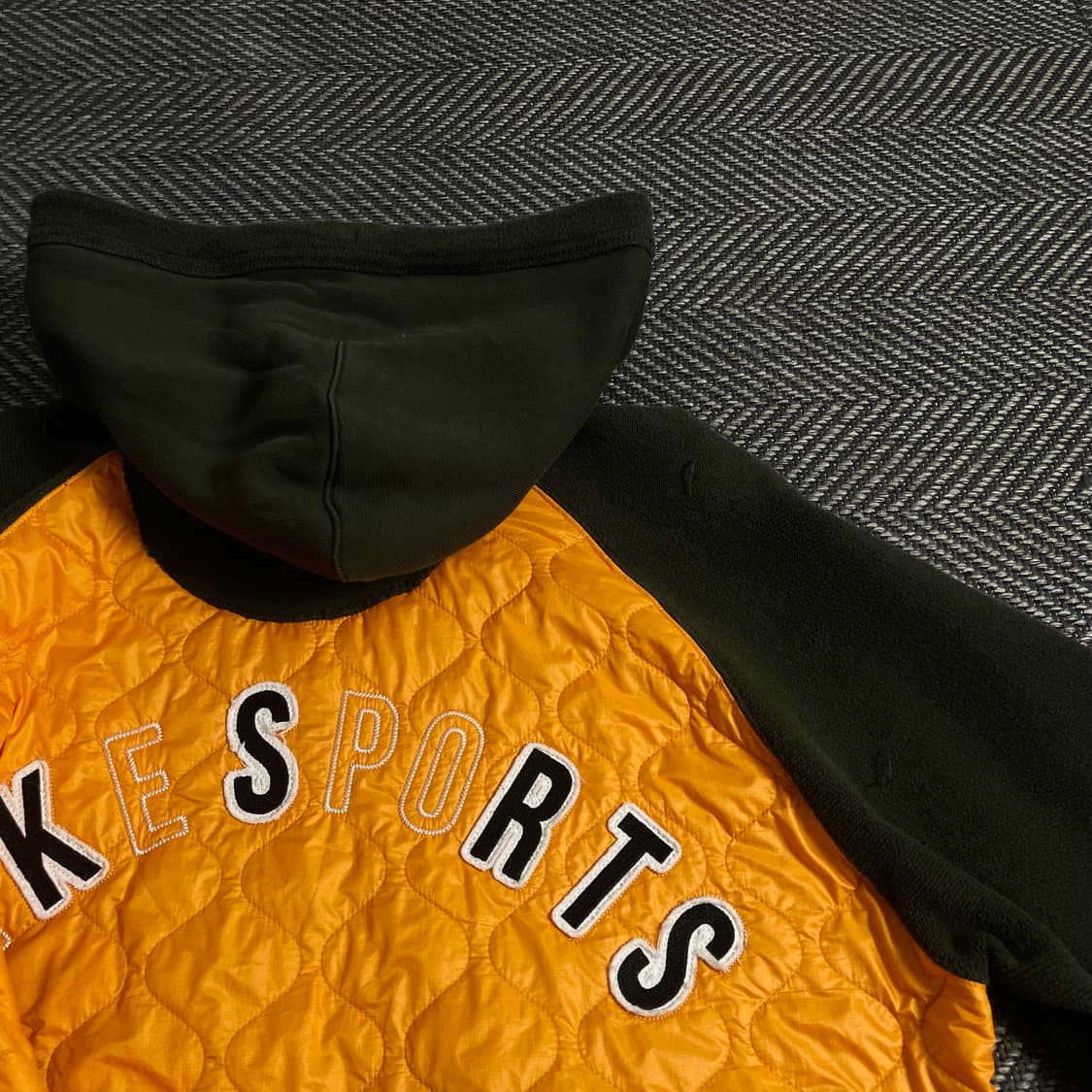 나이키 NSW 퀼티드 믹스업 후드 티셔츠o 3808 상품이미지3