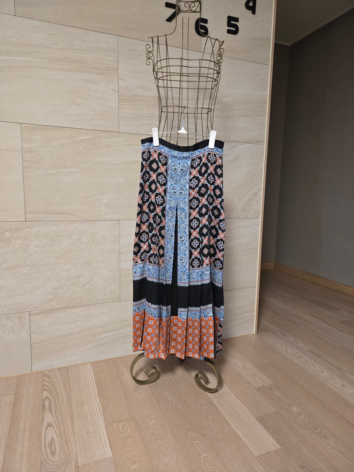 [1] sandro 산드로 플리츠 롱스커트 상품이미지1