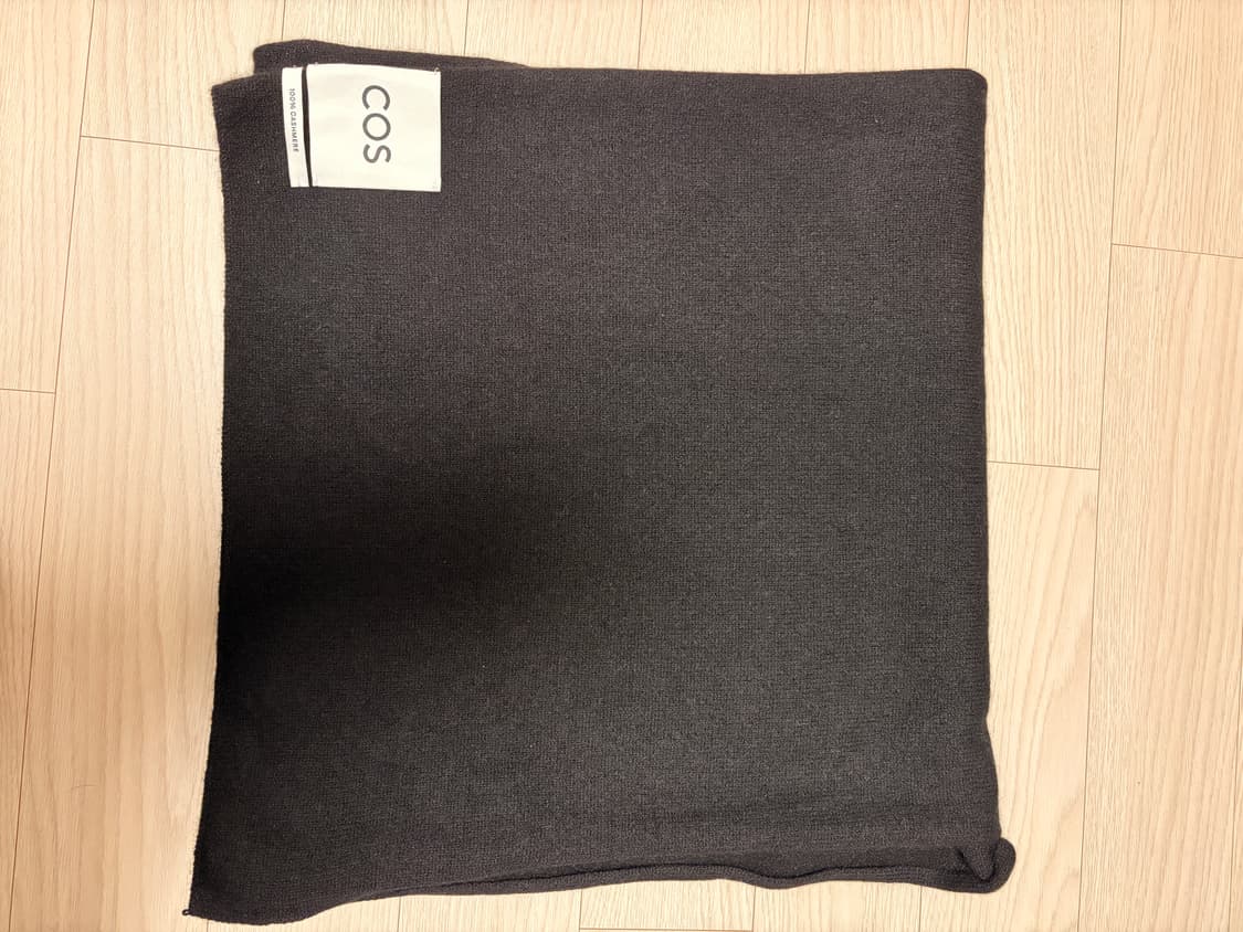 코스 퓨어 캐시미어 머플러 블랙/ cos 상품이미지1