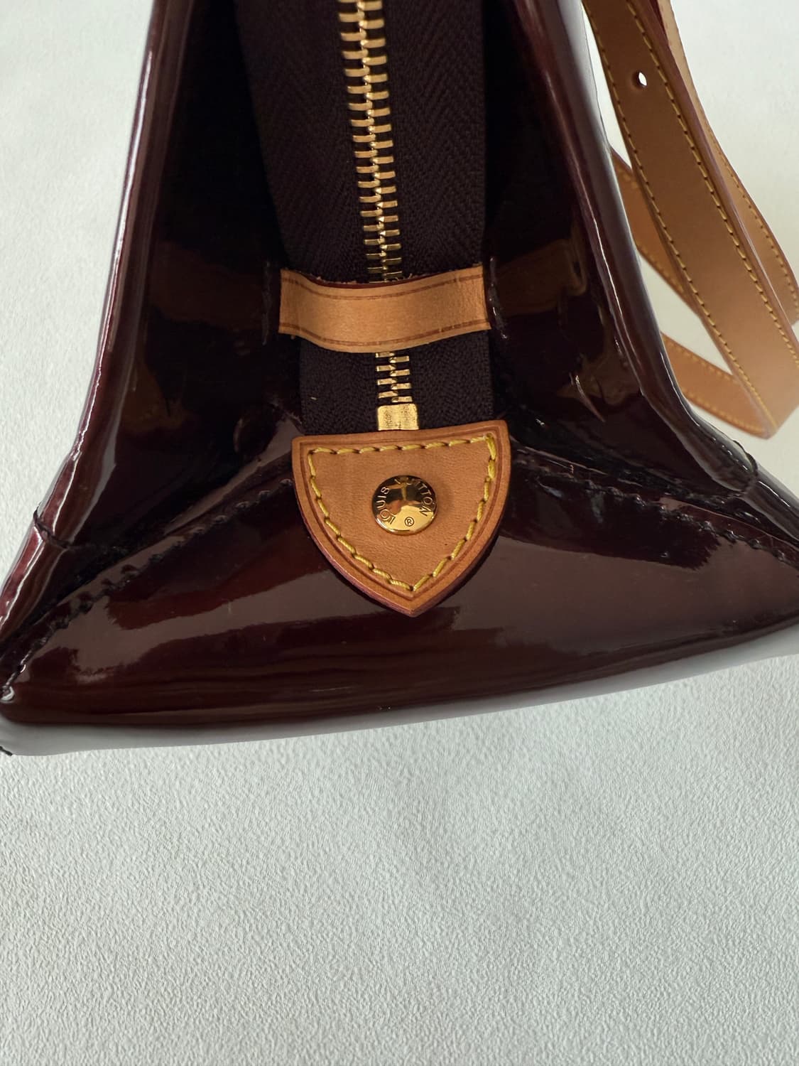 루이비통(Louis vuitton) 베르니 로즈우드 숄더백(FRANCE) 상품이미지6