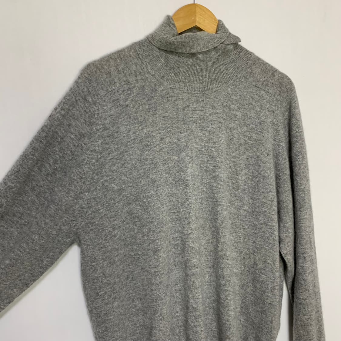 그레이 터틀넥 캐시미어 100 빈티지 니트 상품이미지3