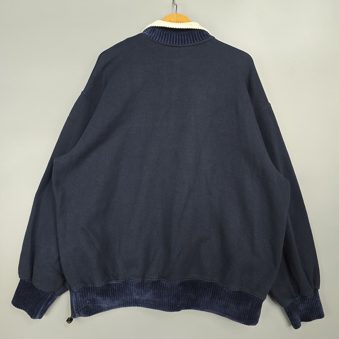 1993스튜디오(1993STUDIO) 배색 하프집업 맨투맨 FREE 상품이미지5