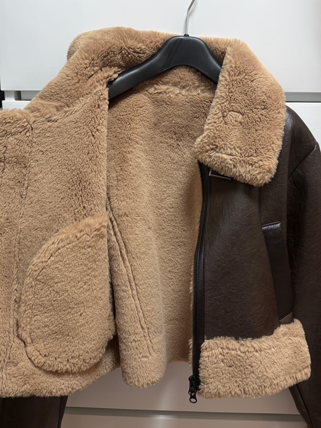 보헤미안서울 무스탕 브라운 상품이미지4