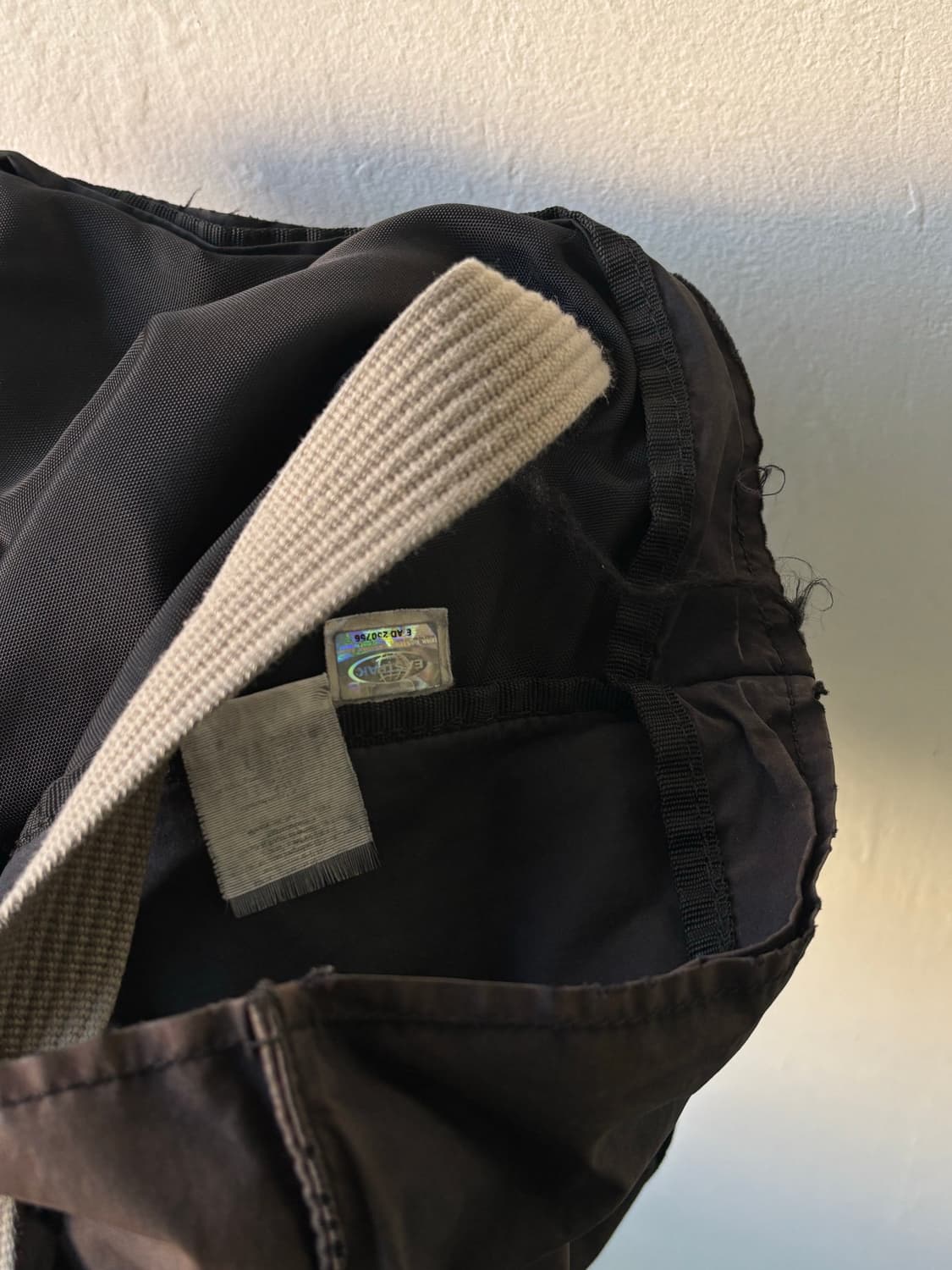 크리스 반 아쉐 이스트팩 페이딩 숄더백 상품이미지9