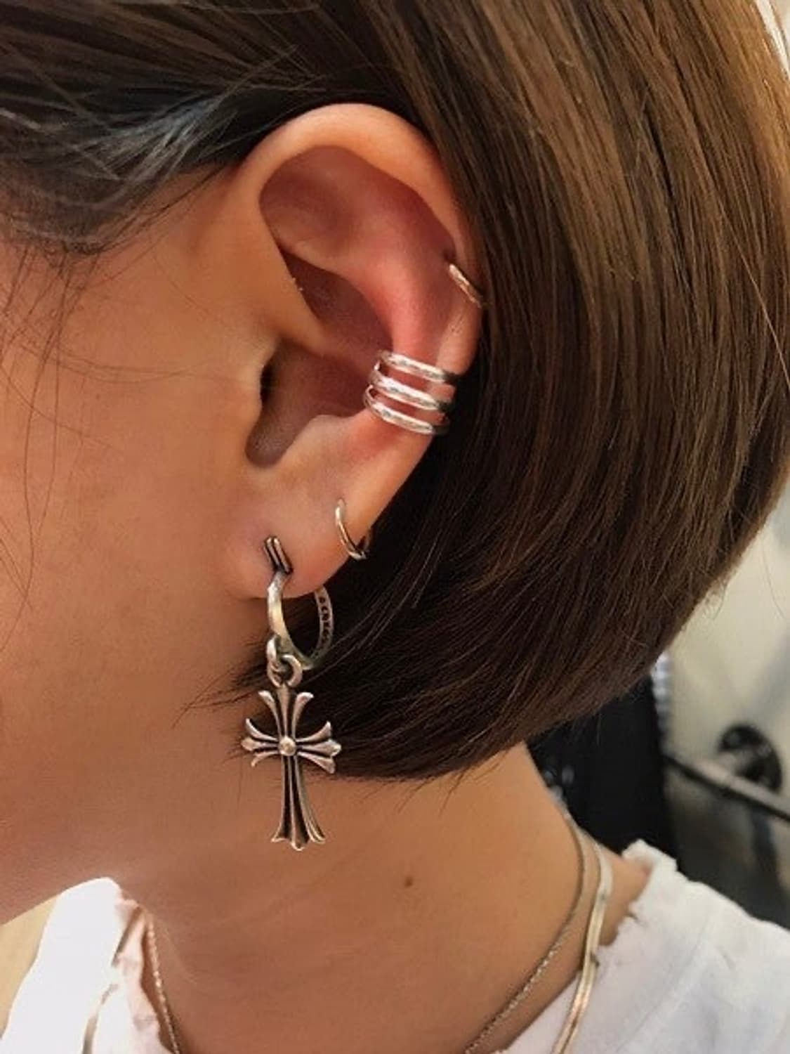 (새상품) 크롬하츠 타이니 크로스 후프 이어링 풀구성 상품이미지4