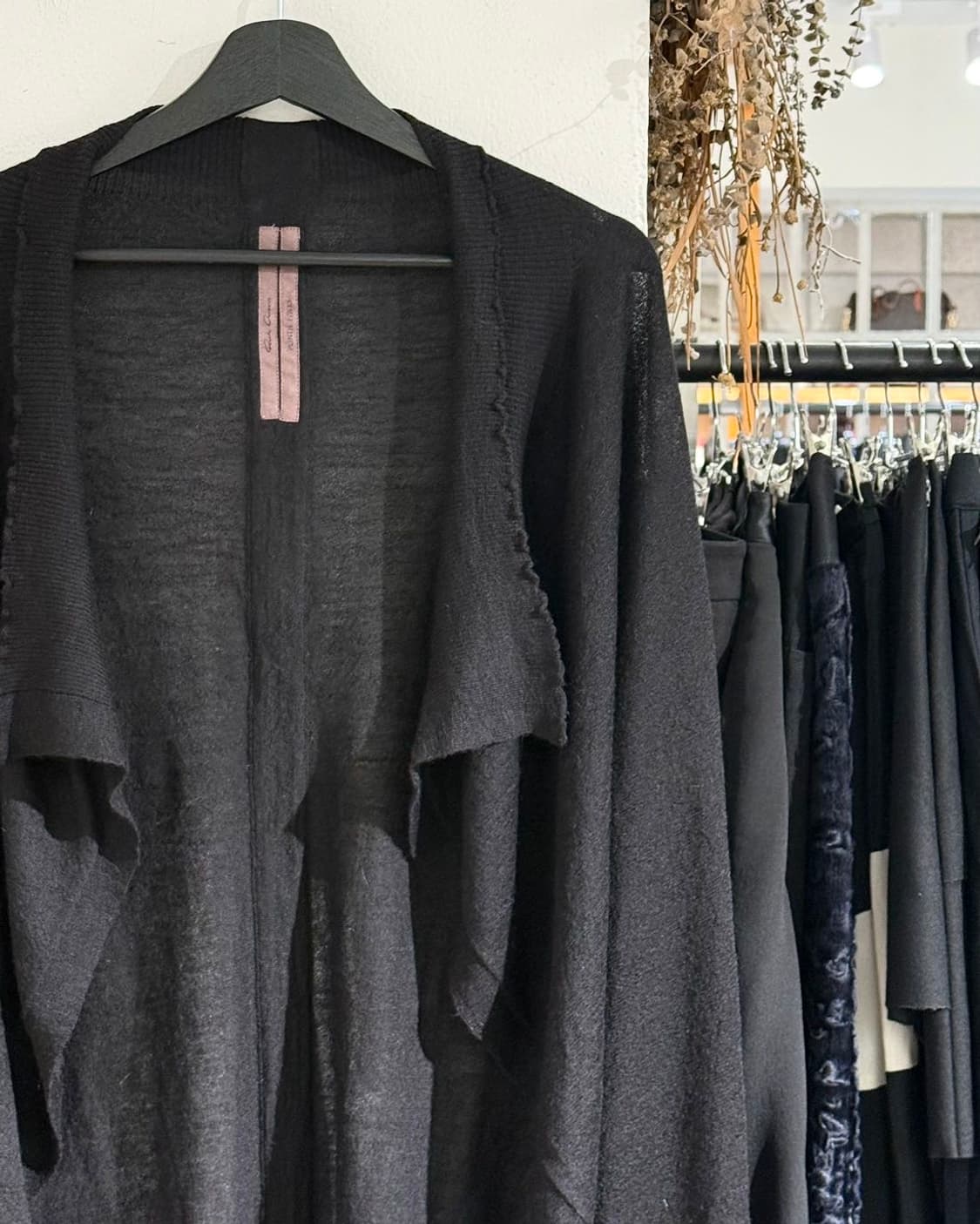 릭 오웬스 13fw PLINTH 블랙 드레이프 롱 가디건 상품이미지3