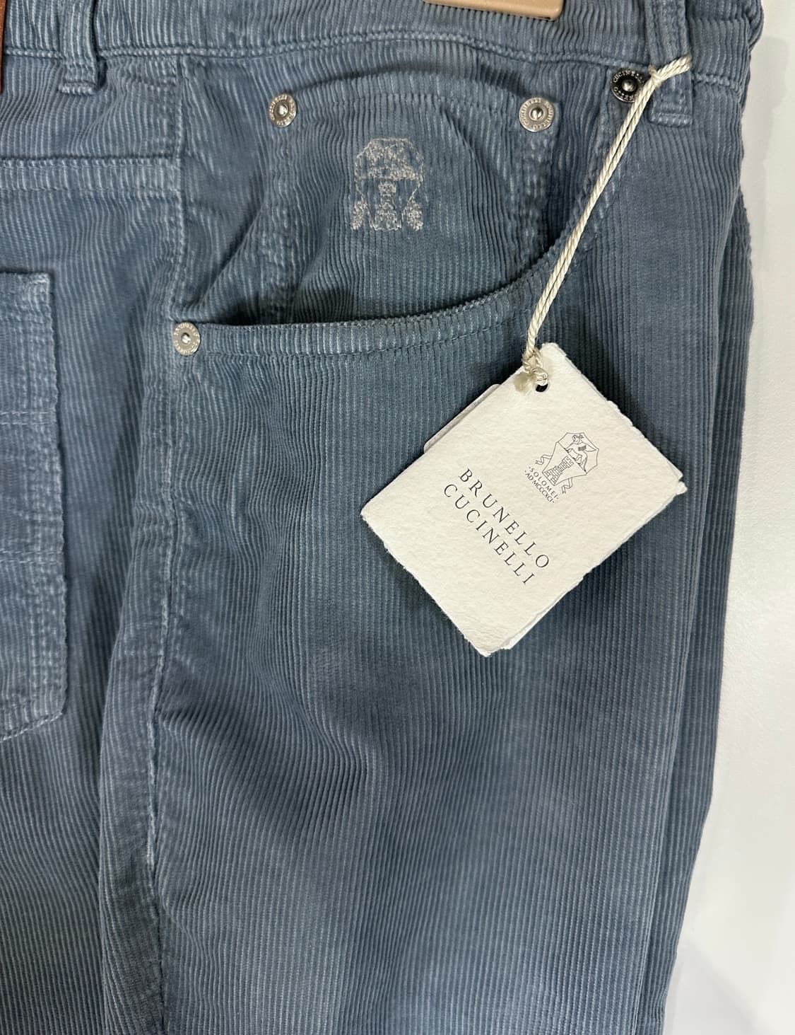 브루넬로 쿠치넬리 이탈리안핏 코듀로이 아주르 블루 팬츠 상품이미지4