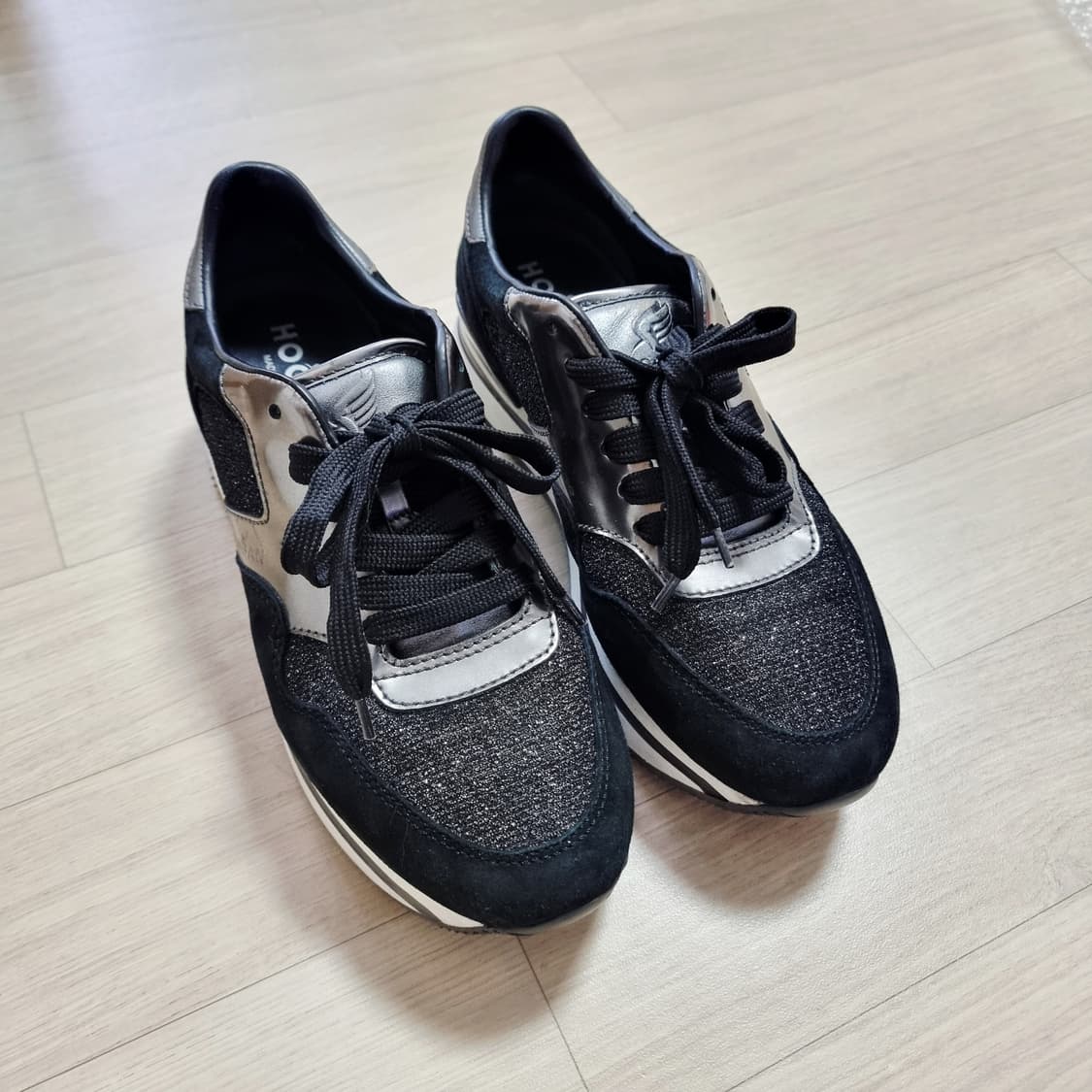 호간 HOGAN 스니커즈 운동화 (250/표기38) 상태 준새상품급 상품이미지1