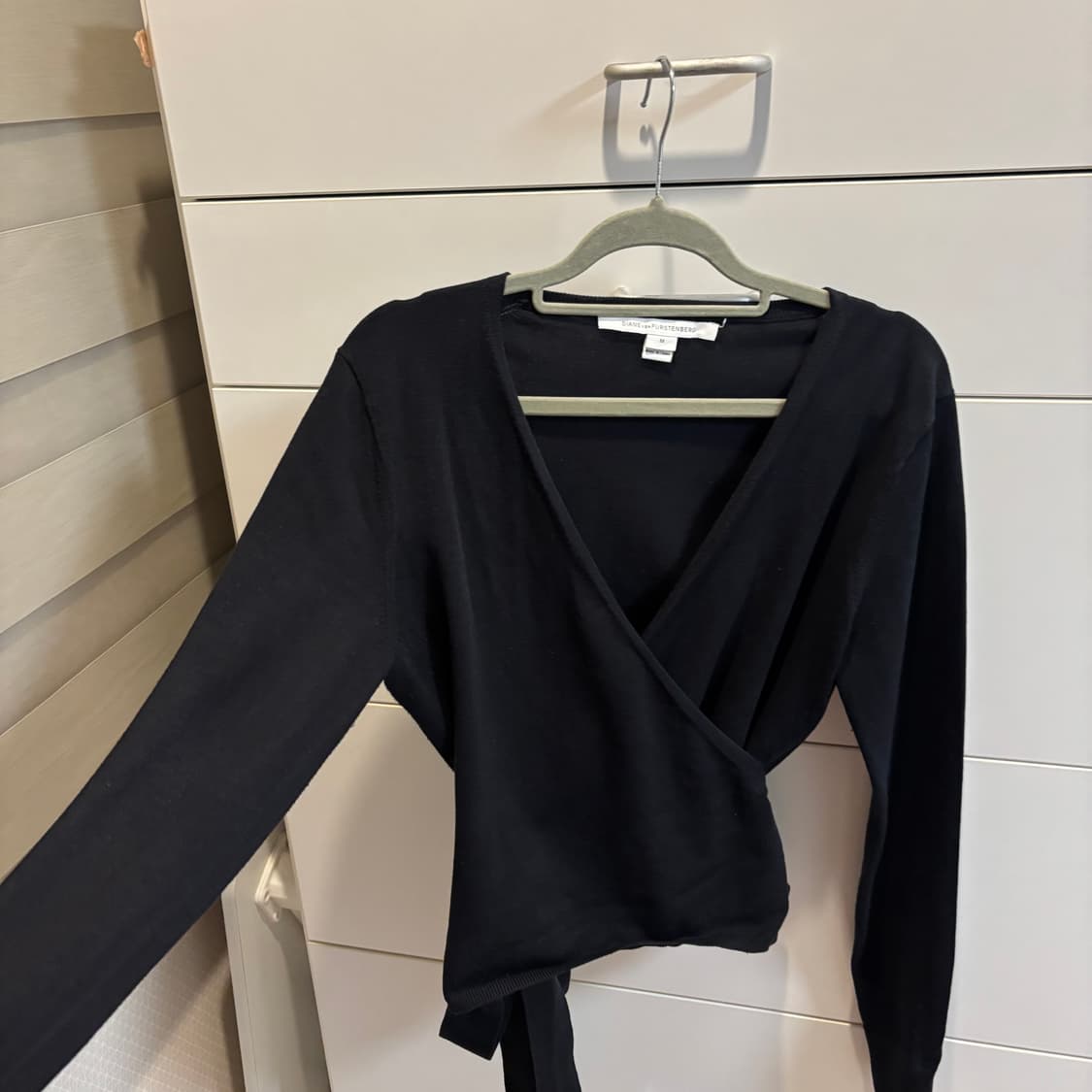 DVF 다이앤 본 퍼스텐버그 블랙 랩 니트 가디건 M 상품이미지6